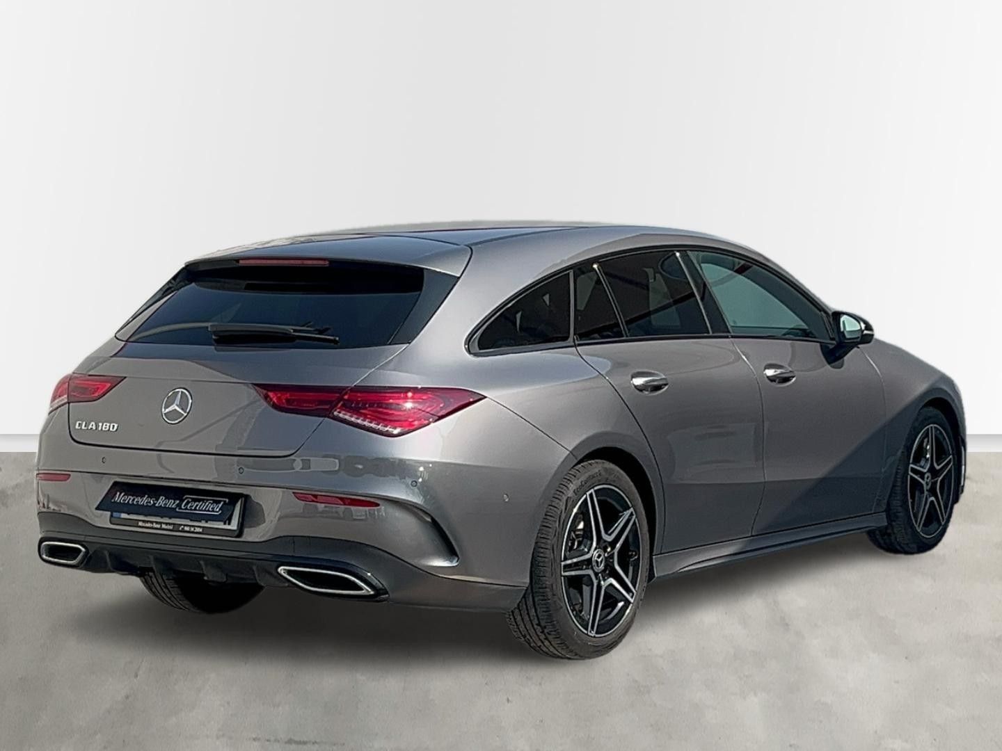Mercedes-Benz CLA Shooting Brake 180 100 kW (136 CV)