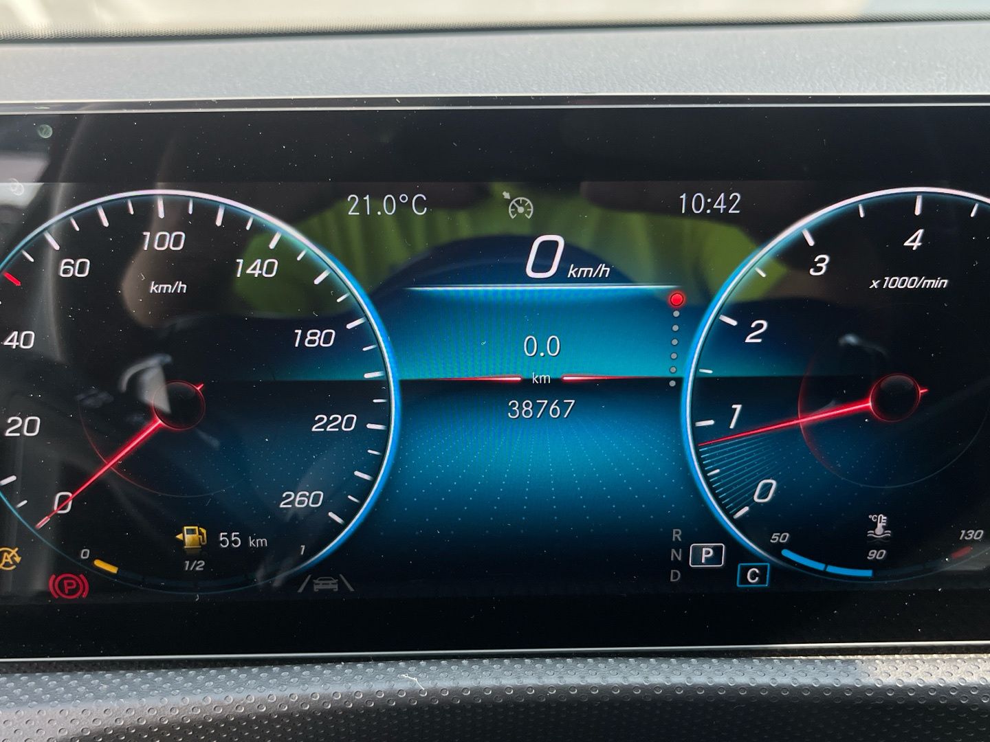 Mercedes-Benz CLA Shooting Brake 180 100 kW (136 CV)