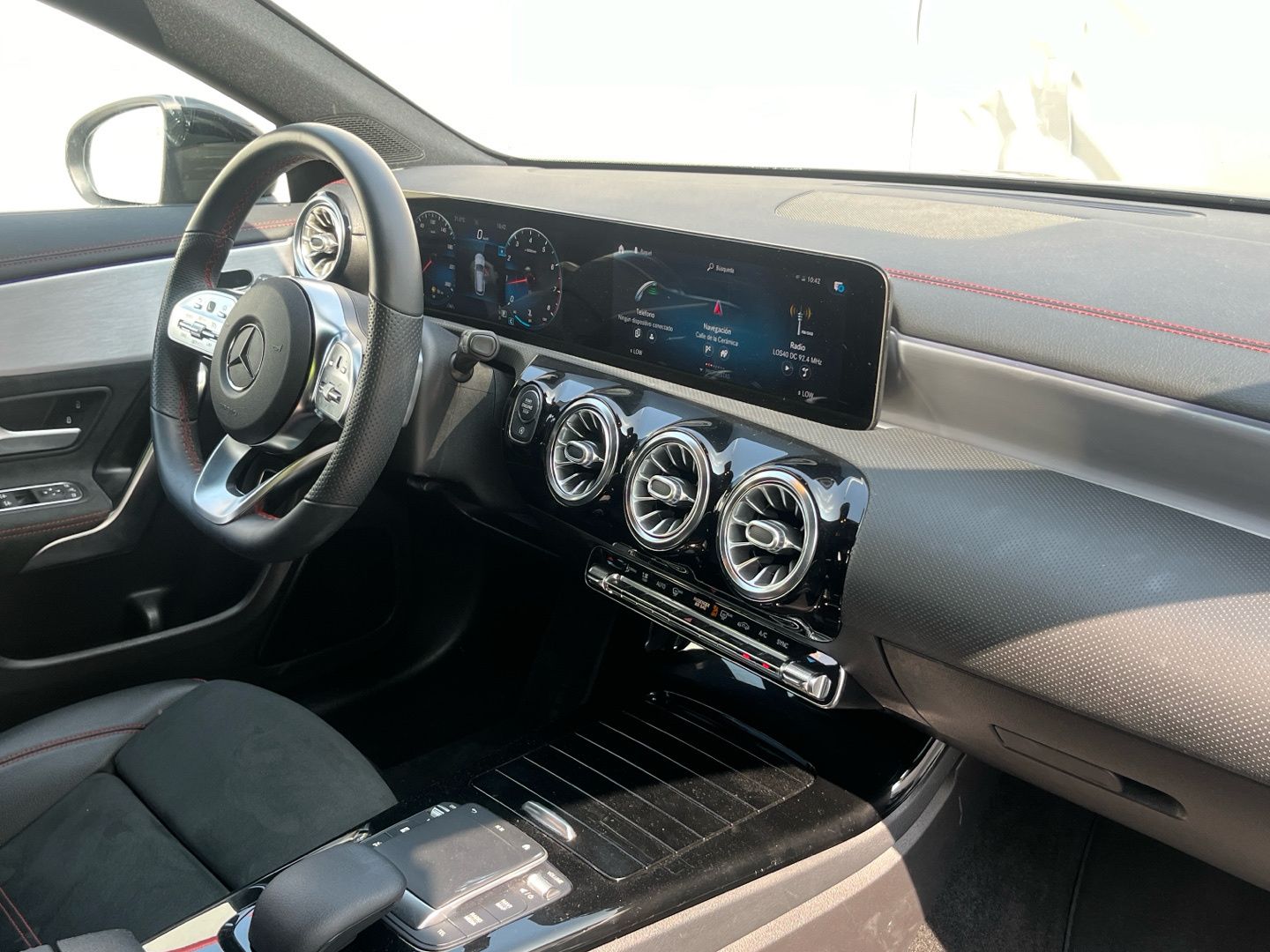 Mercedes-Benz CLA Shooting Brake 180 100 kW (136 CV)