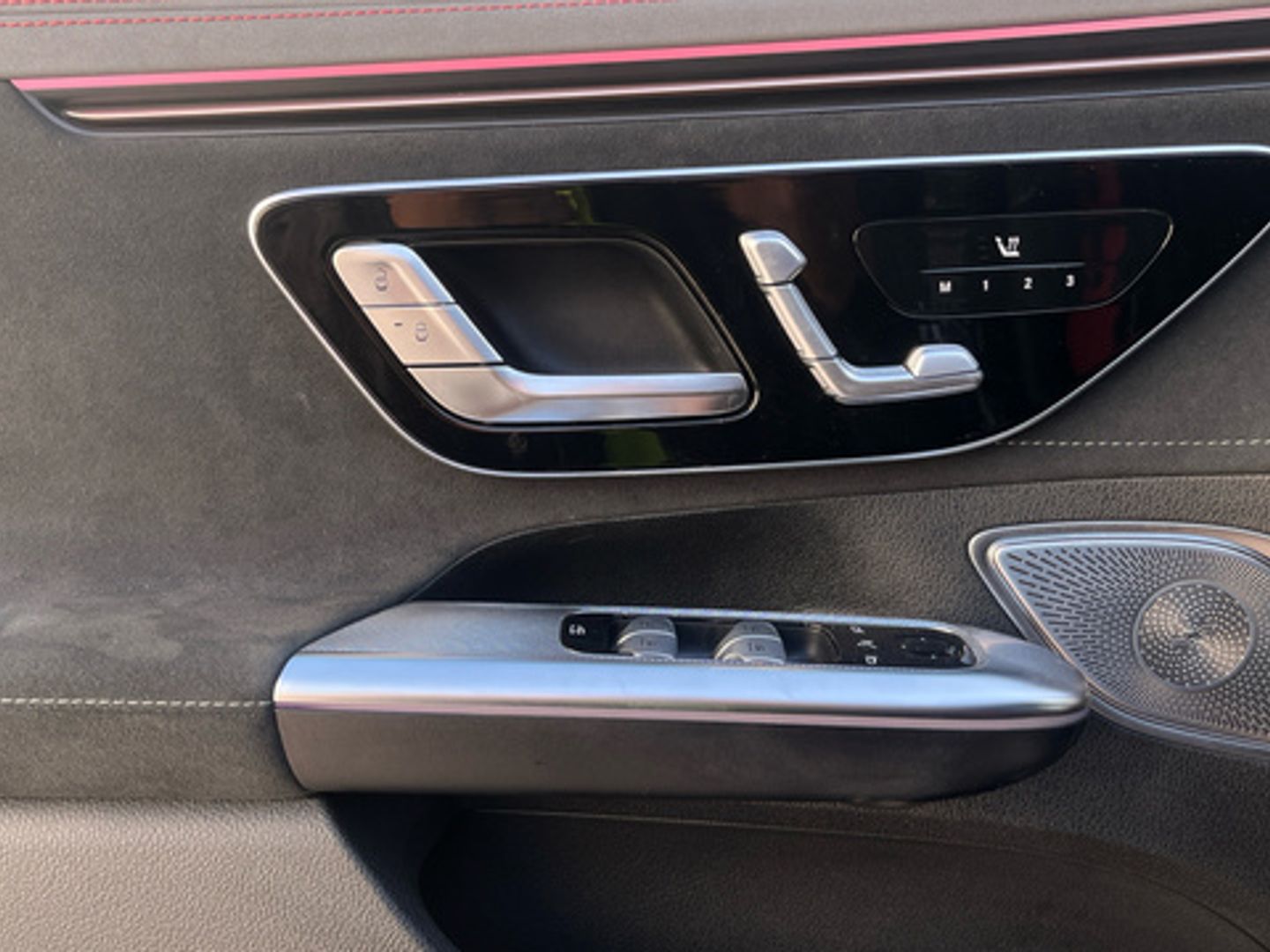Mercedes-Benz EQE Berlina 300 180 kW (245 CV)