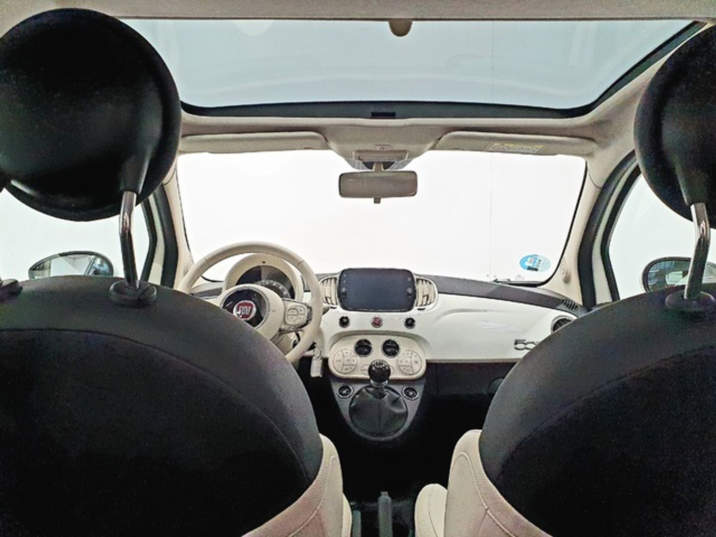 Fiat 500 1.0 Hybrid Dolcevita 51 kW (70 CV)