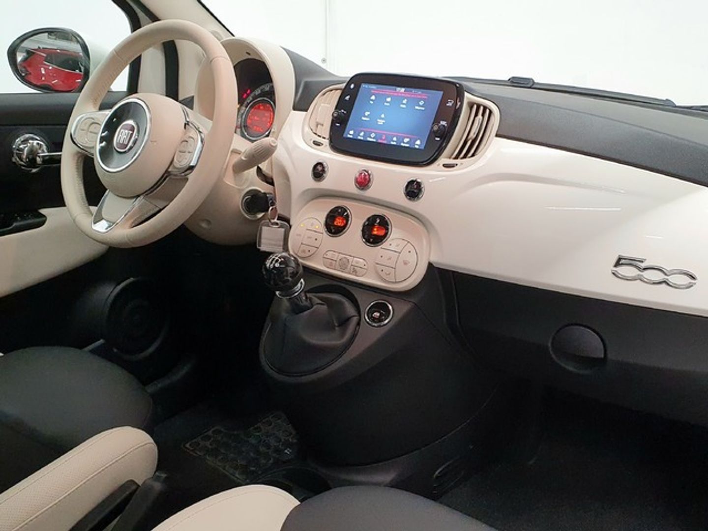 Fiat 500 1.0 Hybrid Dolcevita 51 kW (70 CV)