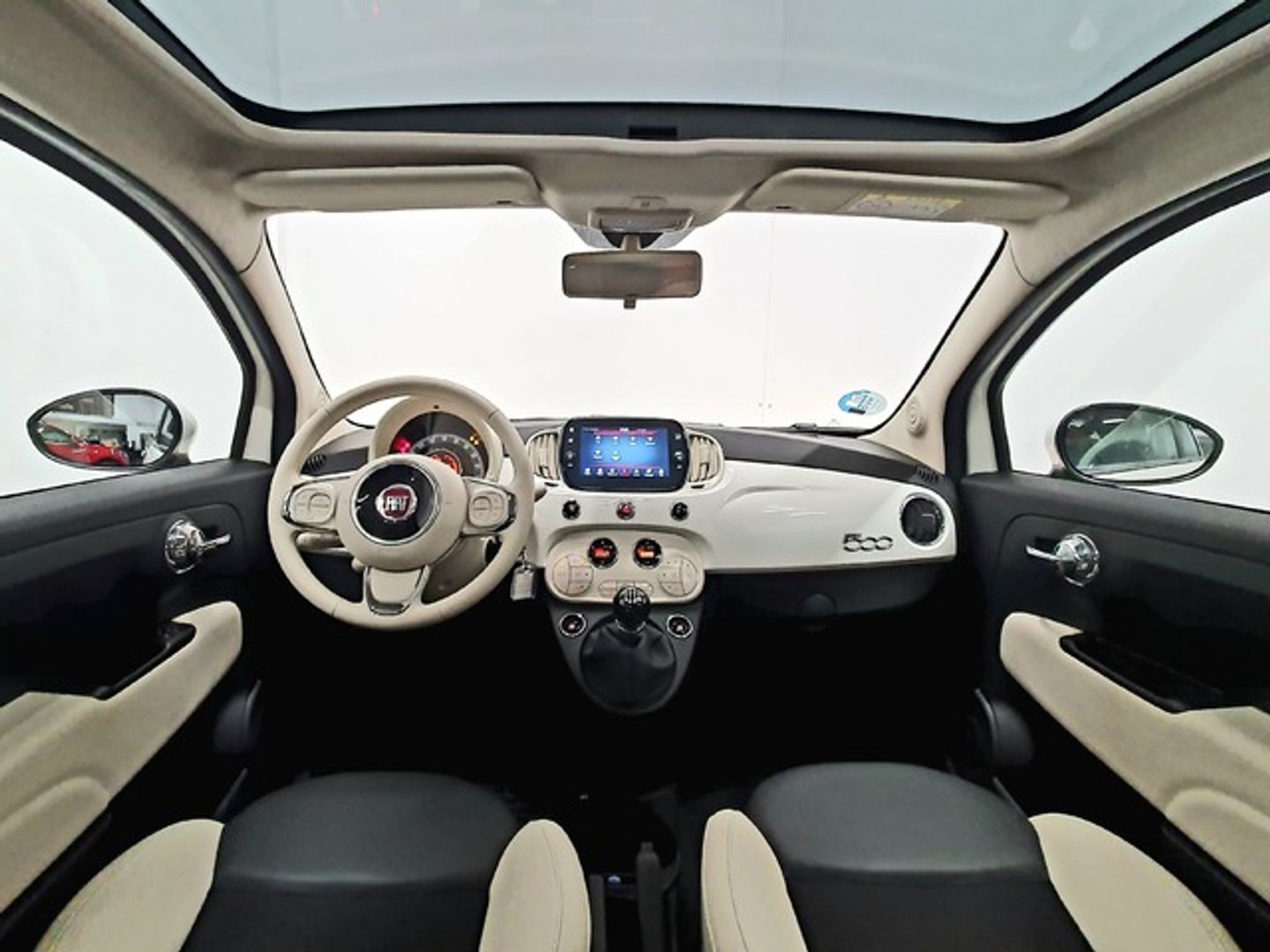 Fiat 500 1.0 Hybrid Dolcevita 51 kW (70 CV)