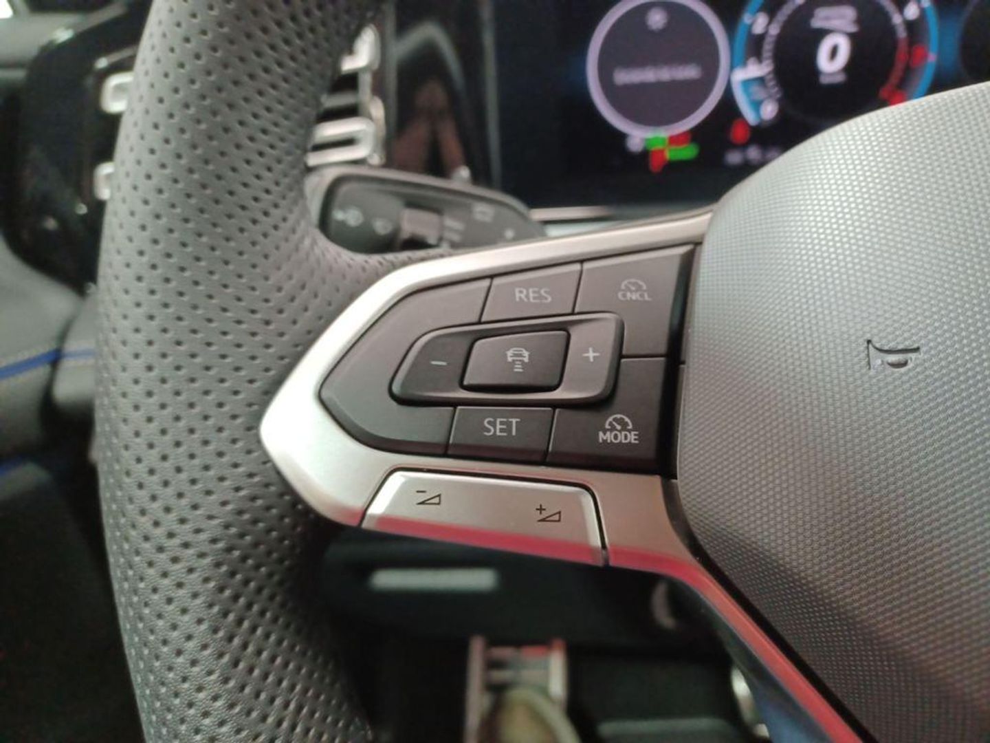 Volkswagen Tiguan R-Line 1.5 eTSI 110 kW (150 CV) DSG