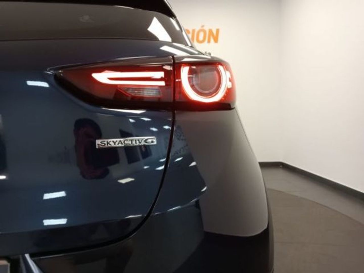 Mazda CX-3 2.0 G Zenith 2WD AT 89 kW (121 CV)