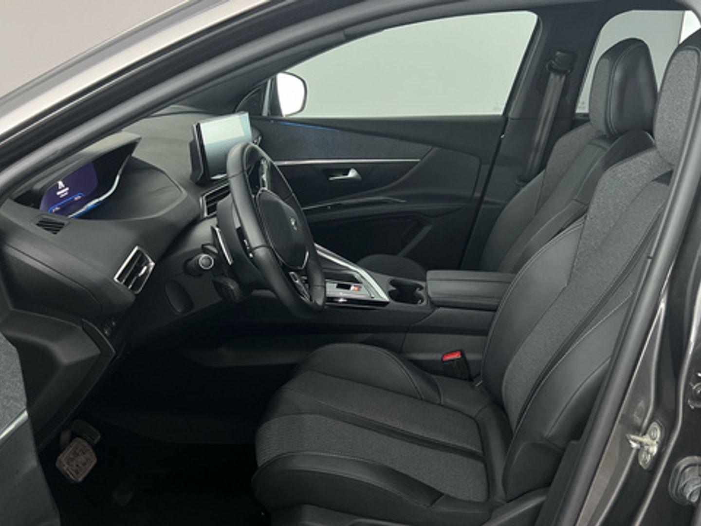 Peugeot 5008 PureTech 130 S&S Allure Pack EAT8 96 kW (130 CV)