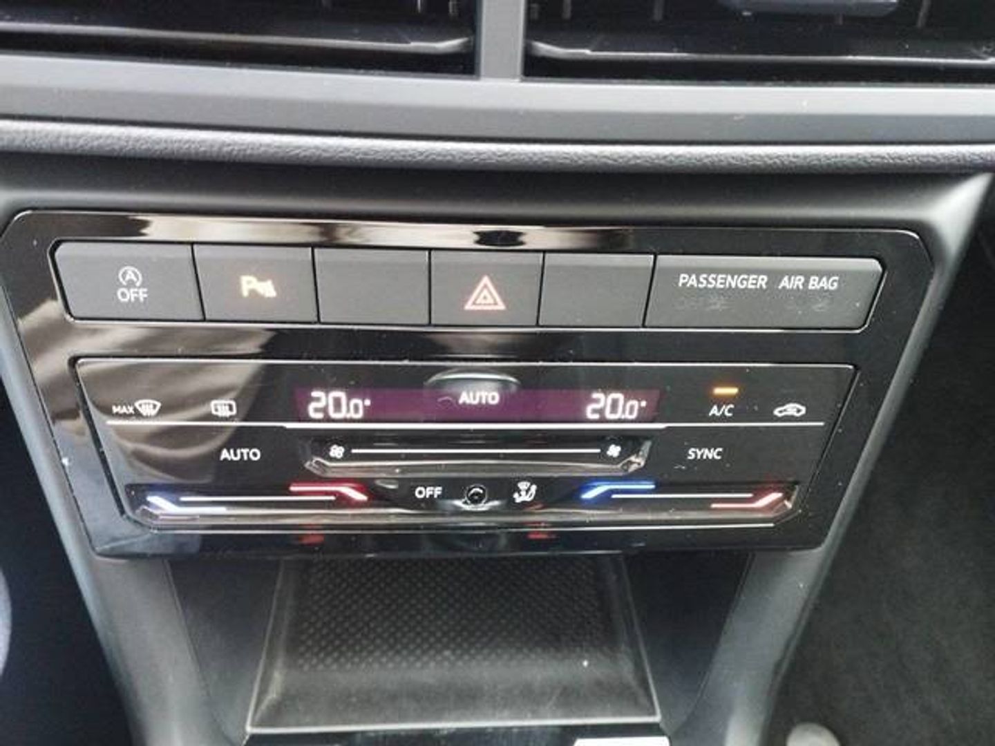 Volkswagen T-Cross Advance 1.0 TSI 81 kW (110 CV)
