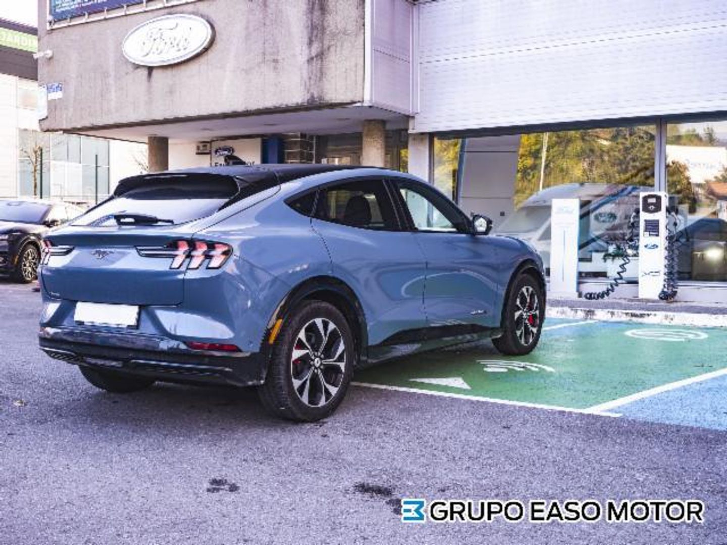 Ford Mustang Mach-E Premium AWD Batería 98.8Kwh 216 kW (294 CV)