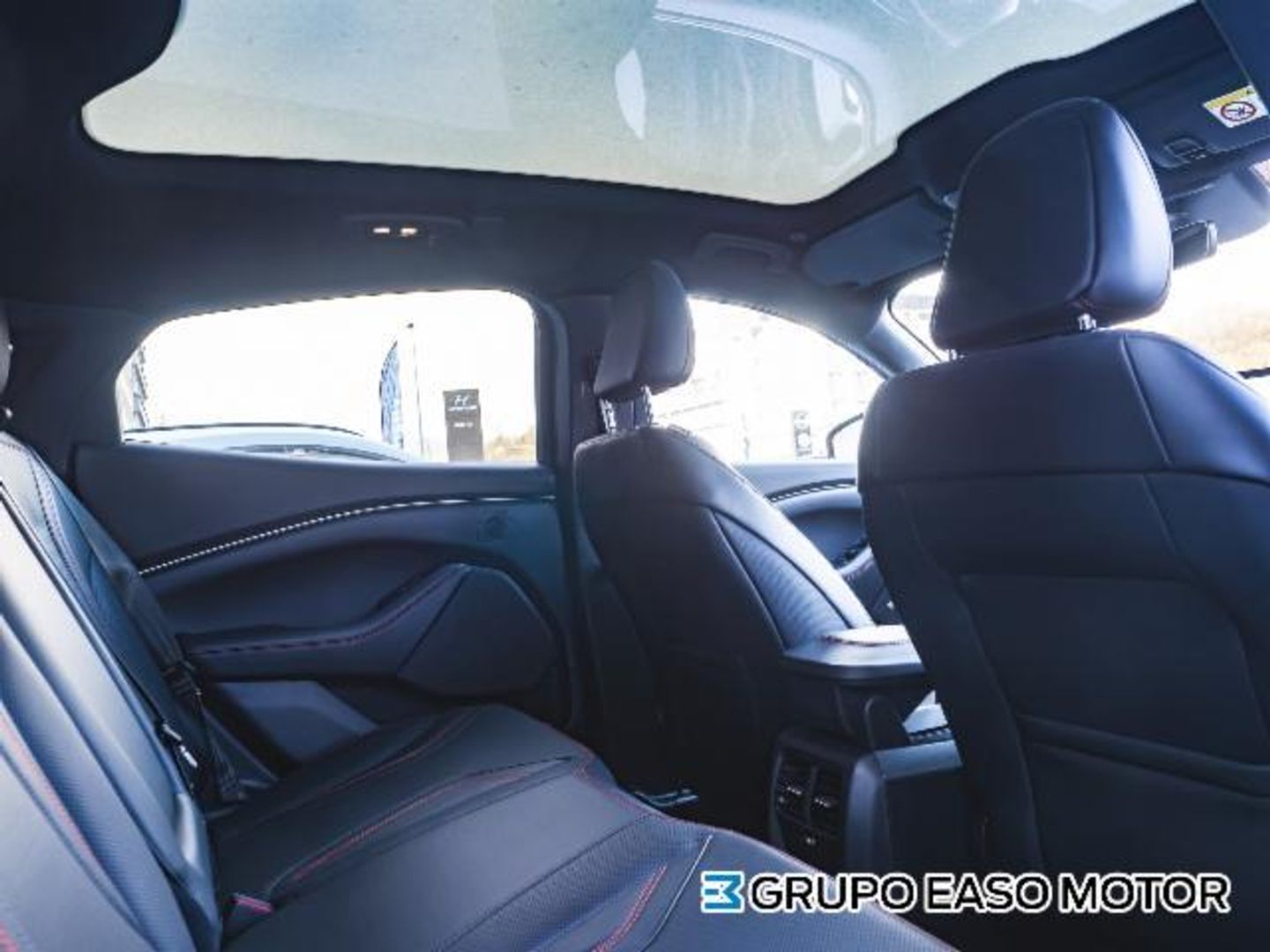 Ford Mustang Mach-E Premium AWD Batería 98.8Kwh 216 kW (294 CV)