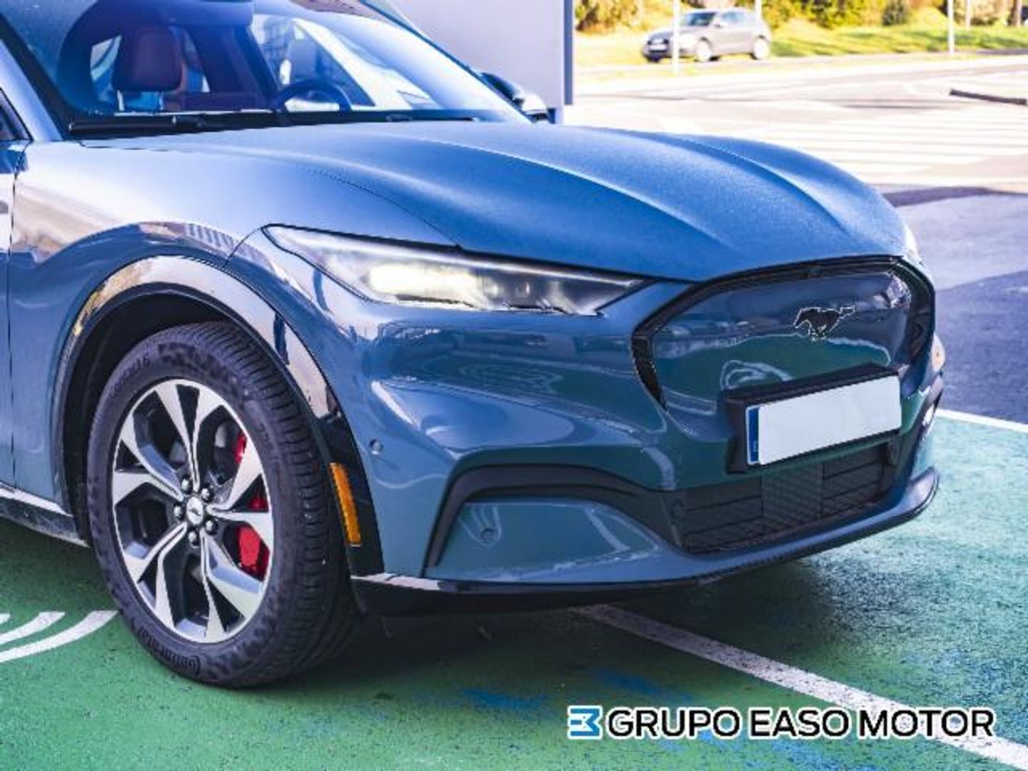 Ford Mustang Mach-E Premium AWD Batería 98.8Kwh 216 kW (294 CV)