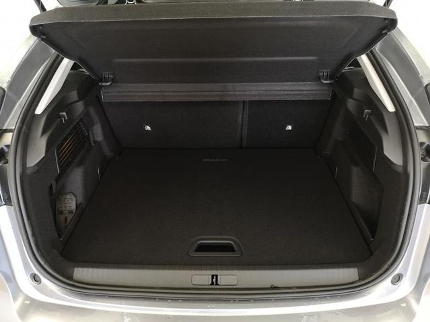 Citroen C4 PureTech 130 S&S Plus EAT8 96 kW (131 CV)
