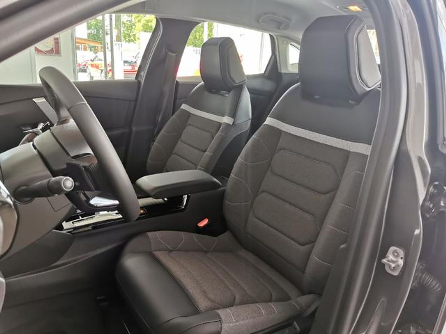 Citroen C4 X PureTech 130 S&S Plus EAT8 96 kW (131 CV)
