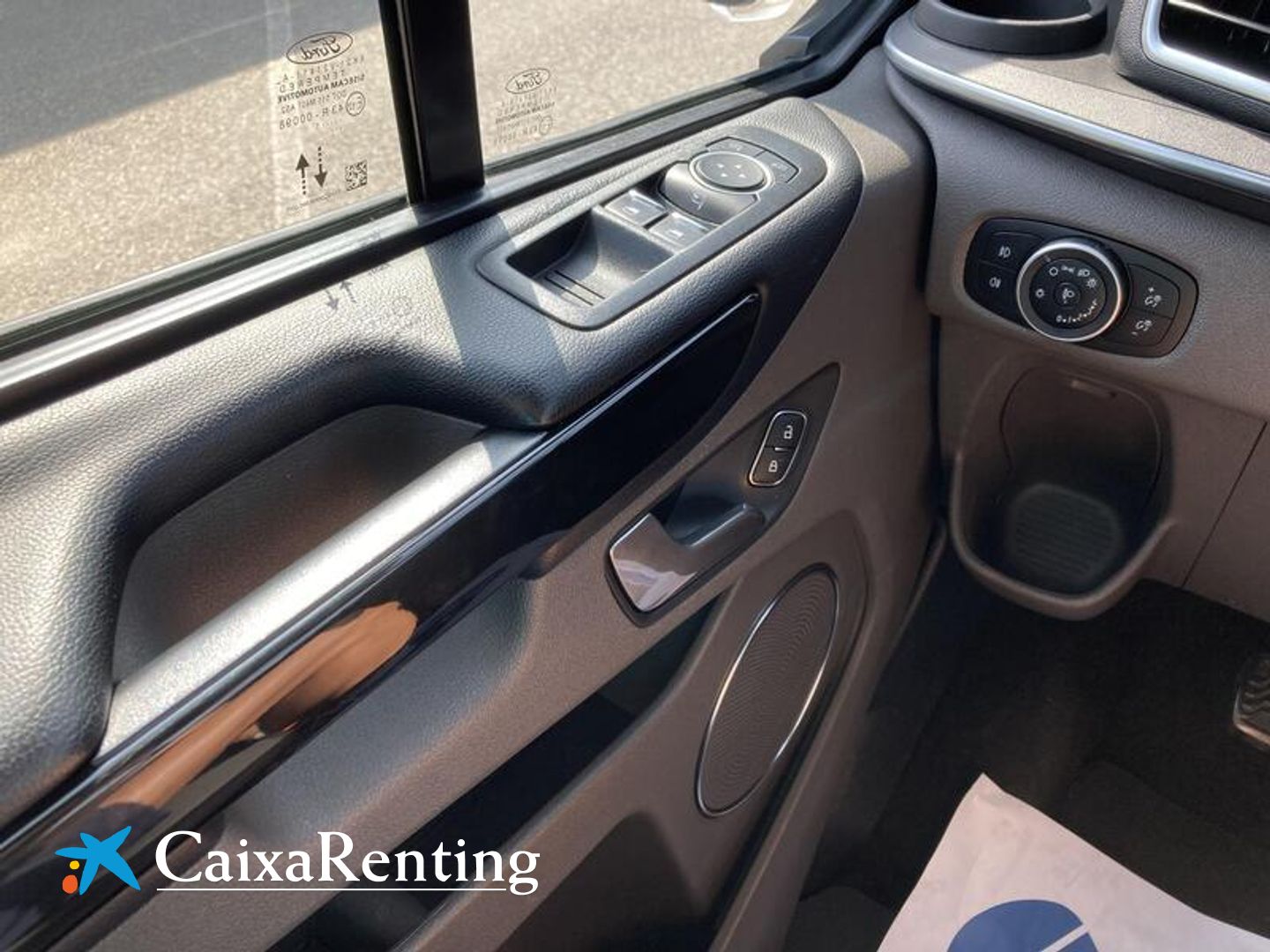 Ford Tourneo Custom 2.0 Ecoblue Hybrid L1 Titanium 96 kW (130 CV)