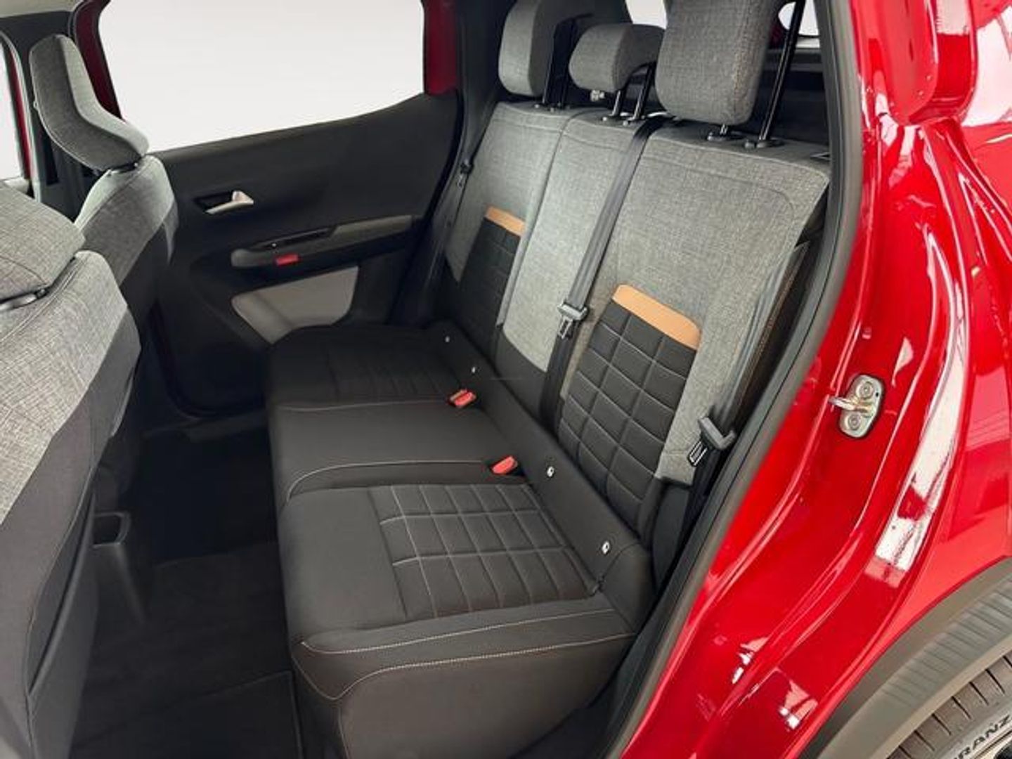 Citroen C3 Aircross PureTech 100 S&S Plus 74 kW (100 CV)
