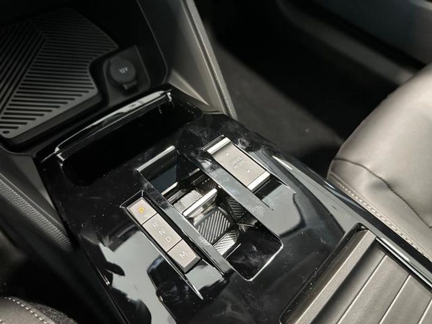 Citroen C4 Hybrid 136 e-DCS6 Max 100 kW (136 CV)