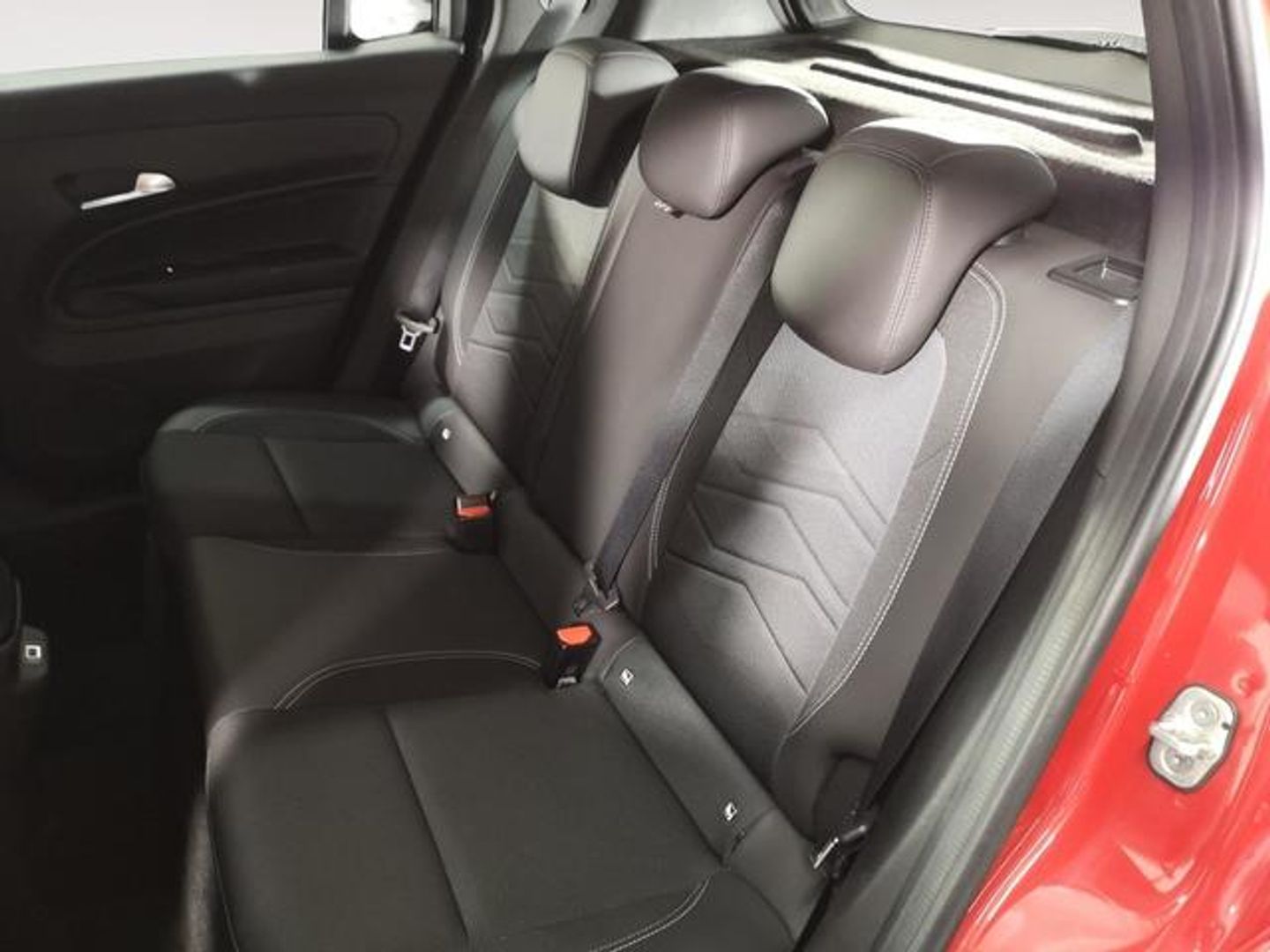 Jeep Avenger 1.2 eHybrid Altitude 74 kW (100 CV)