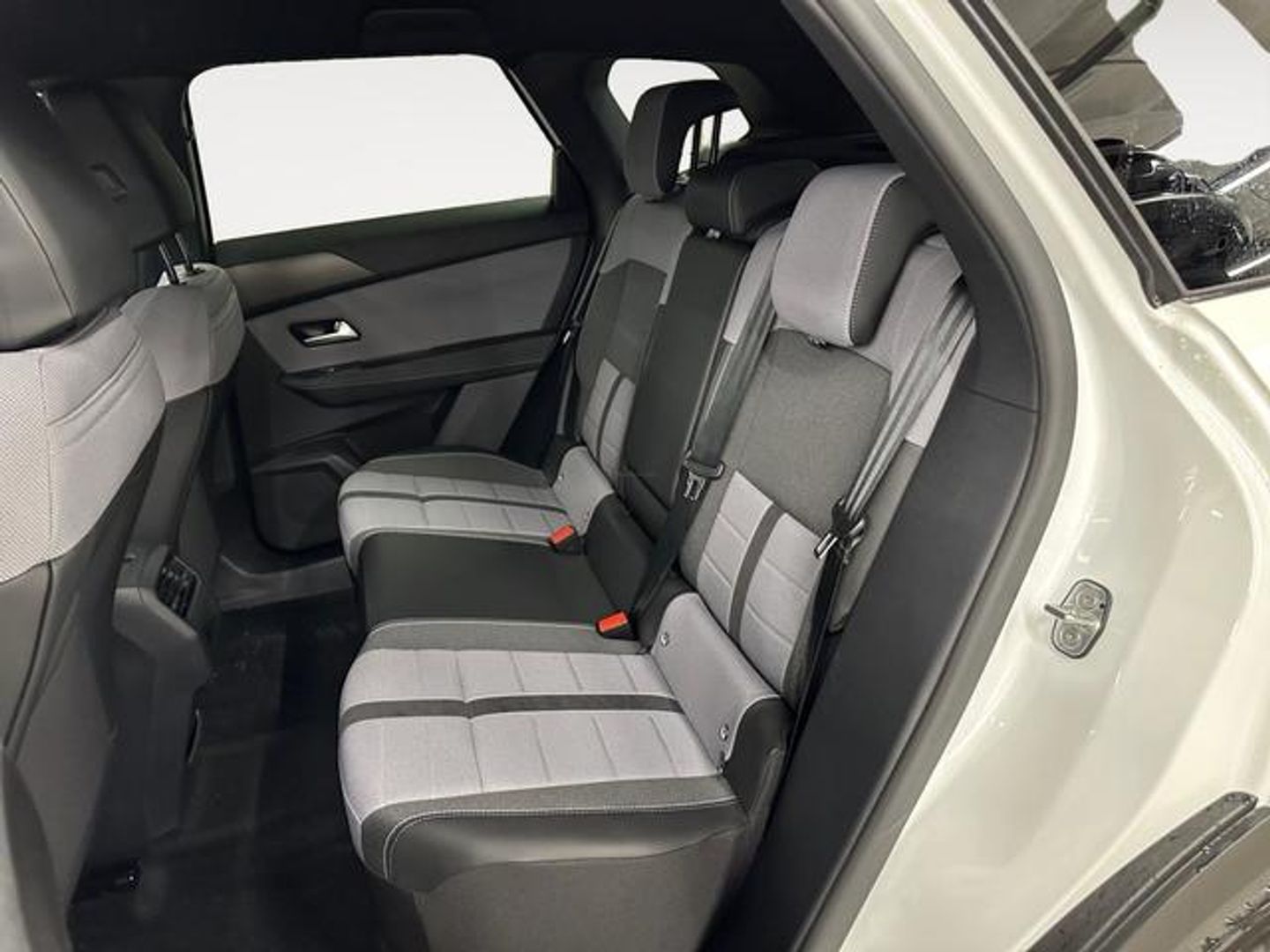 Opel Grandland 1.2T XHT Hybrid S&S GS eDCT6 107 kW (146 CV)
