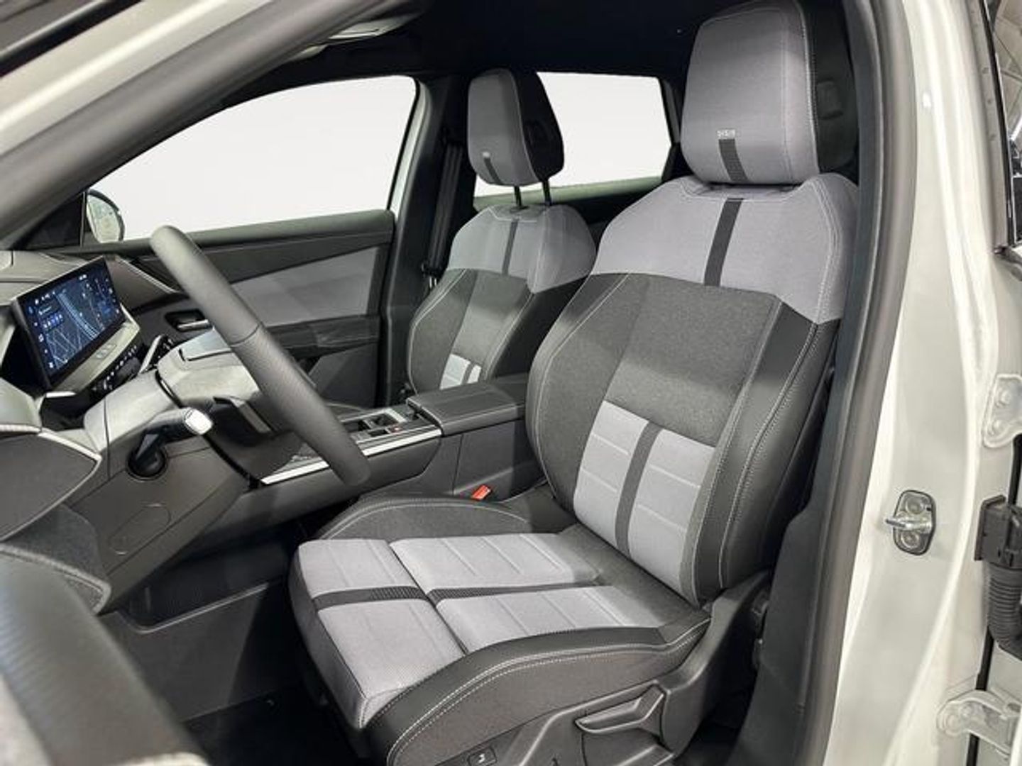 Opel Grandland 1.2T XHT Hybrid S&S GS eDCT6 107 kW (146 CV)