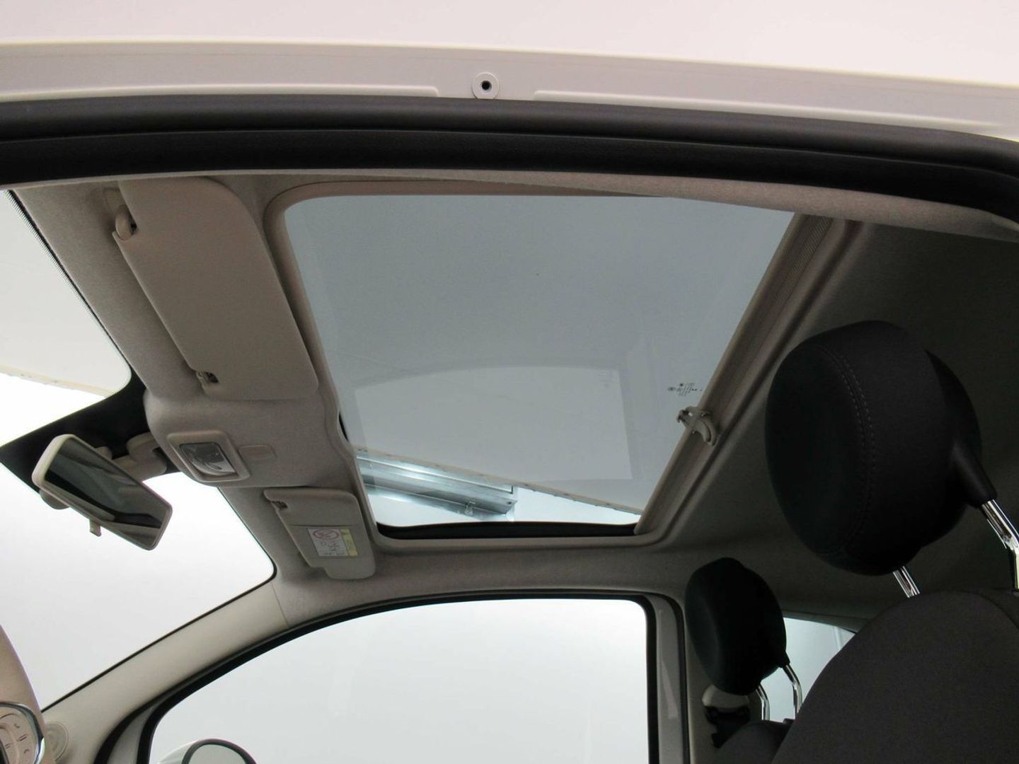 Fiat 500 1.0 Hybrid Dolcevita 51 kW (70 CV)