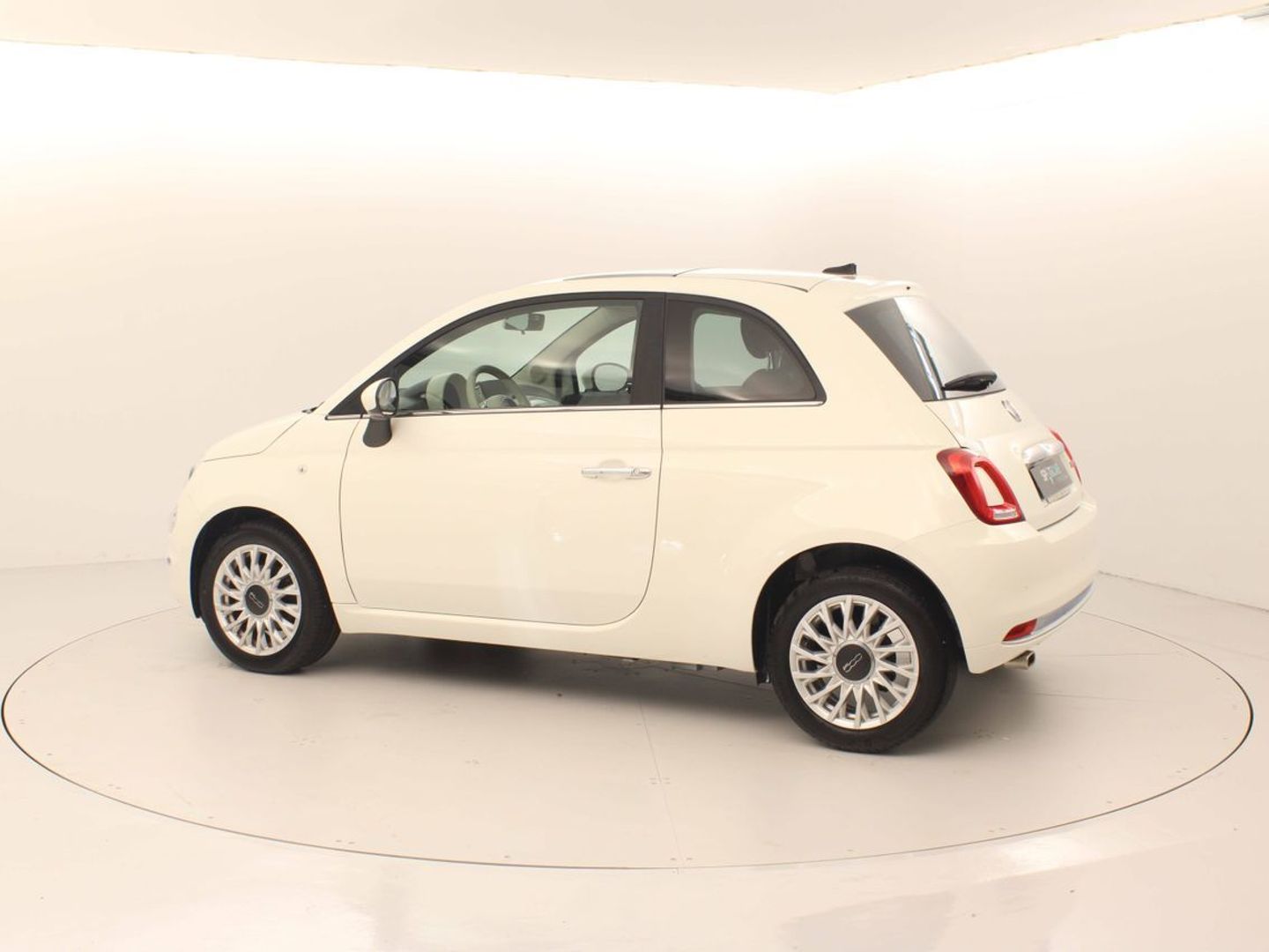 Fiat 500 1.0 Hybrid Dolcevita 51 kW (70 CV)