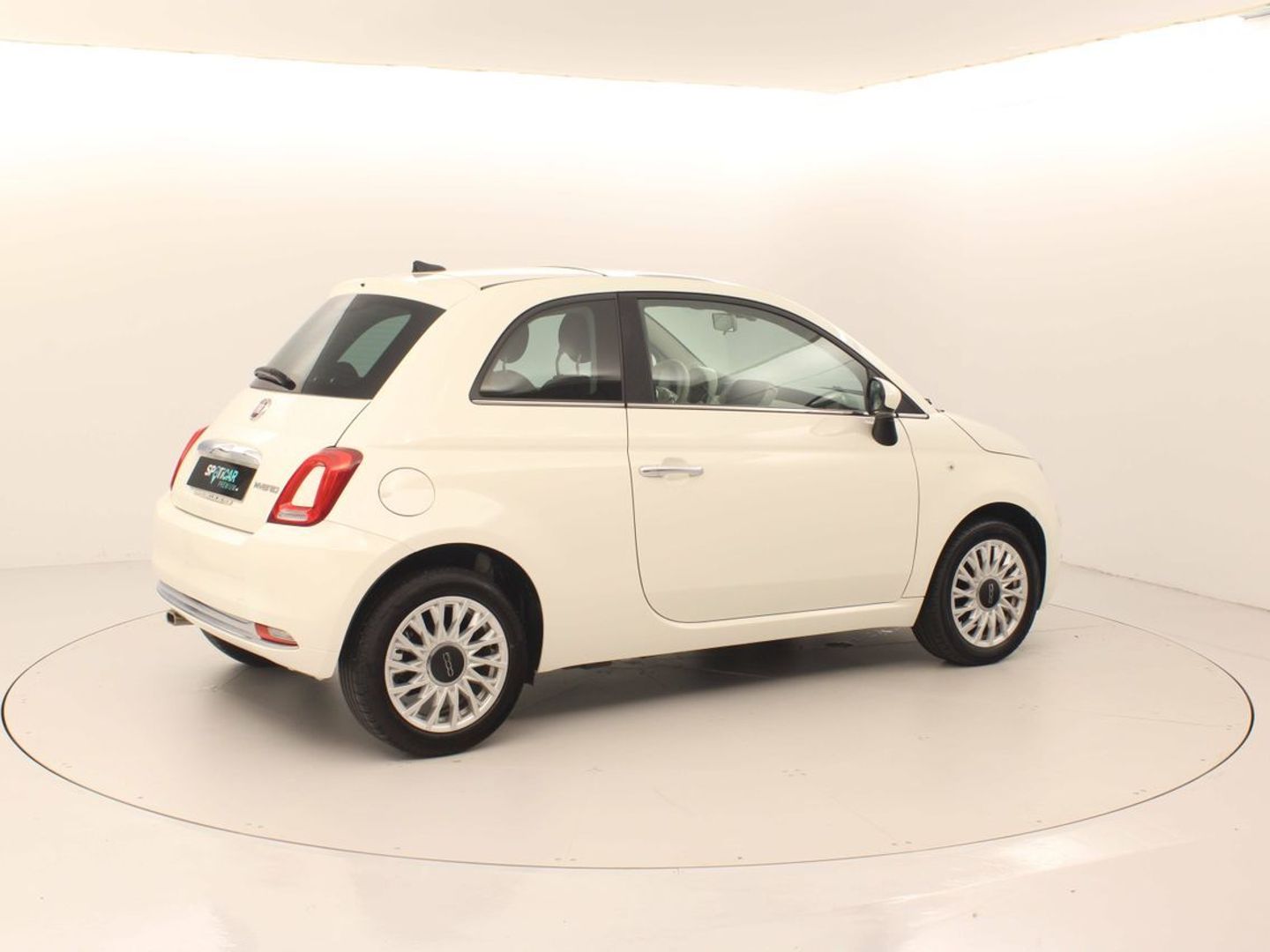 Fiat 500 1.0 Hybrid Dolcevita 51 kW (70 CV)
