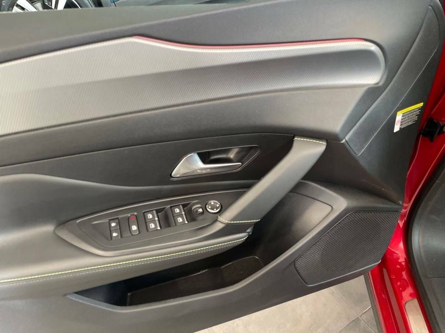 Peugeot 408 GT Puretech EAT8 96 kW (130 CV)