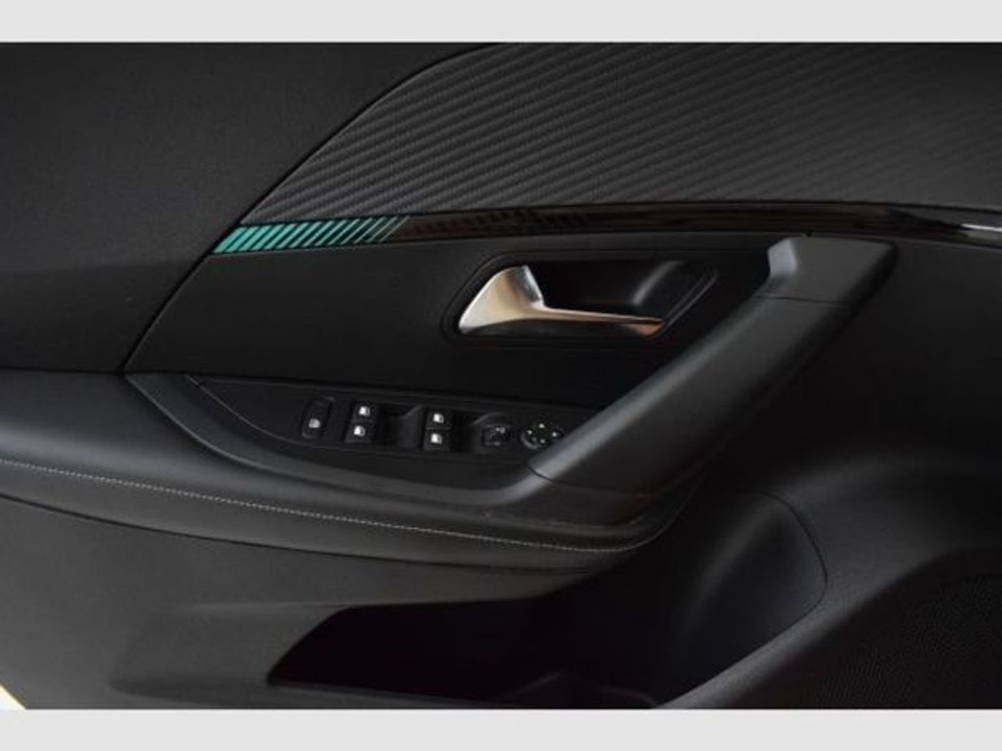 Peugeot 2008 PureTech 130 S&S Allure Pack 96 kW (130 CV)