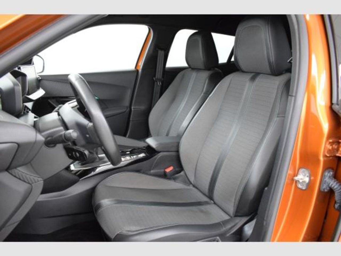Peugeot 2008 PureTech 130 S&S Allure Pack 96 kW (130 CV)