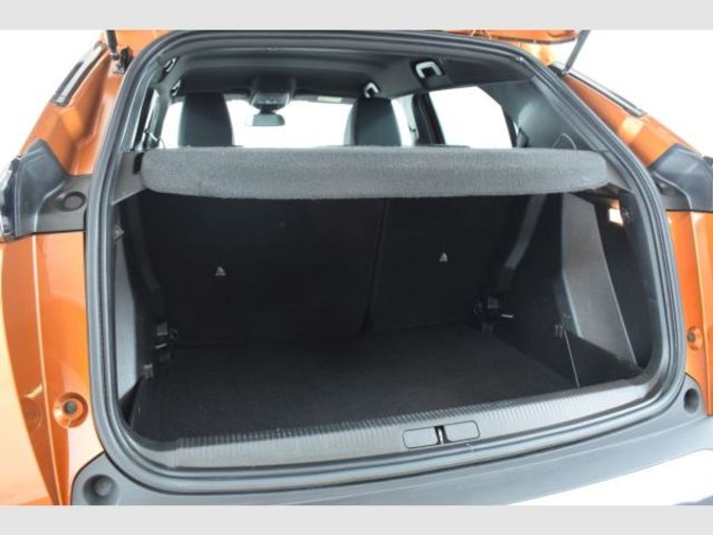 Peugeot 2008 PureTech 130 S&S Allure Pack 96 kW (130 CV)