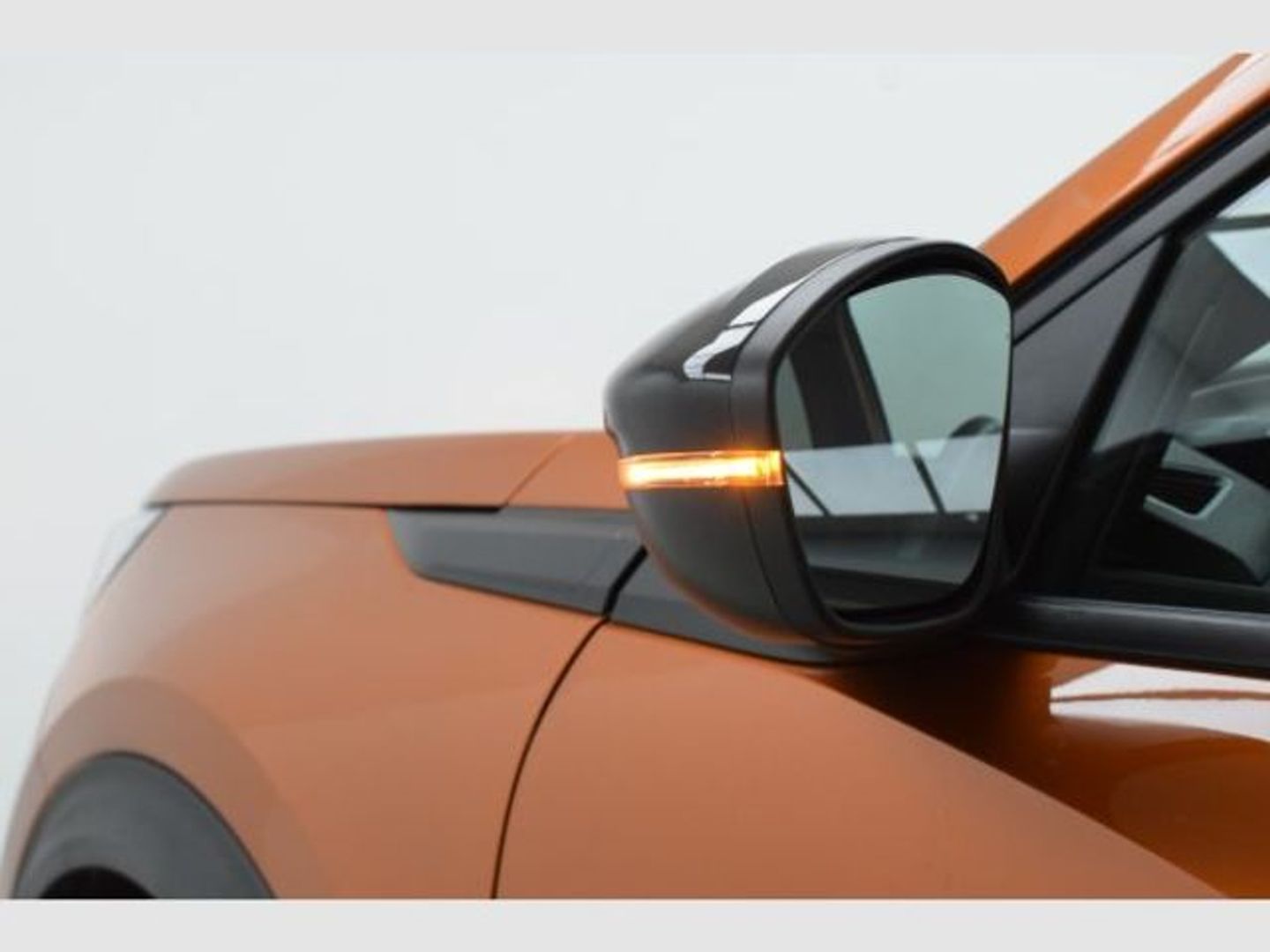 Peugeot 2008 PureTech 130 S&S Allure Pack 96 kW (130 CV)