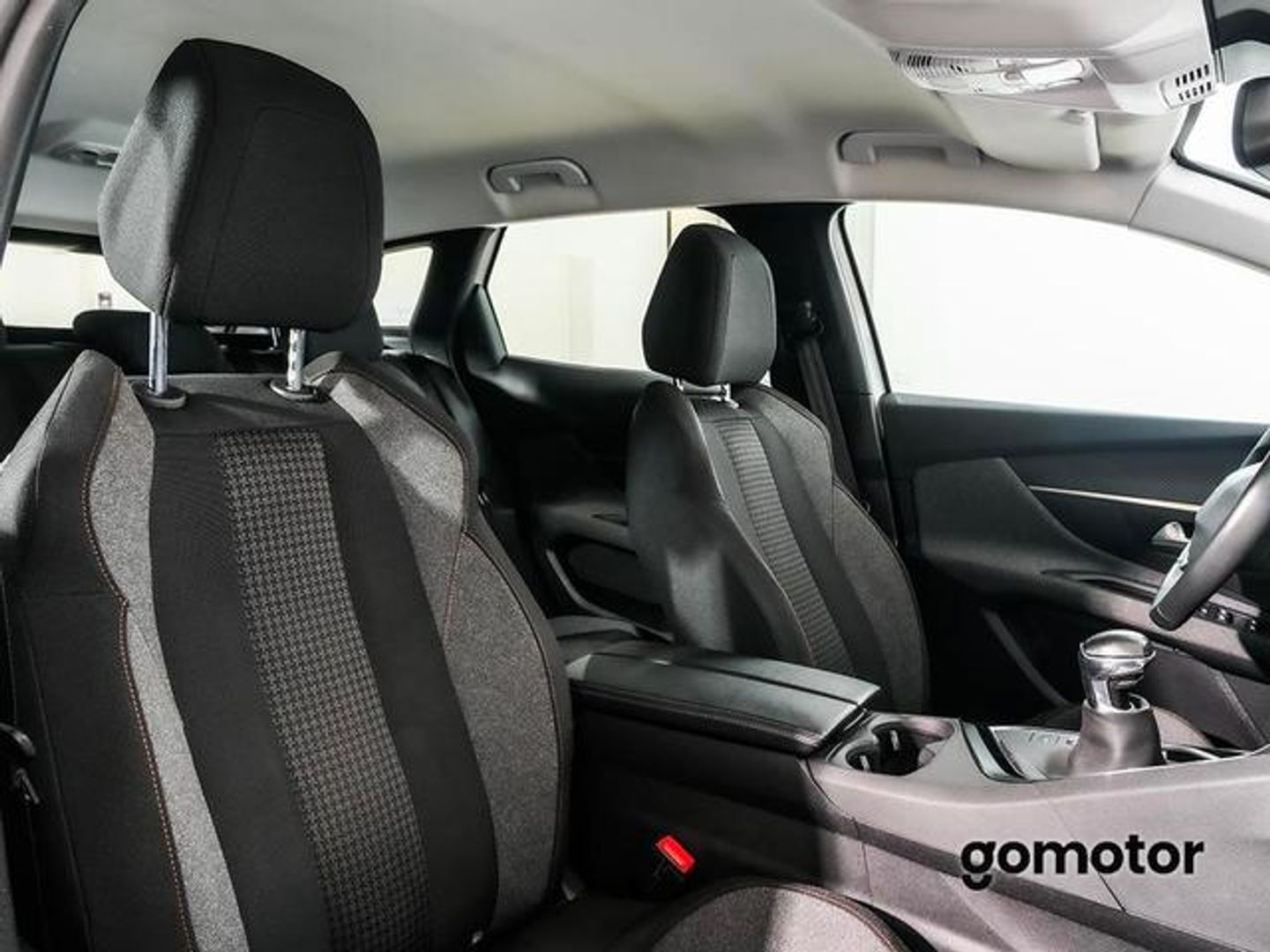 Peugeot 3008 PureTech 130 S&S Active Pack 96 kW (130 CV)