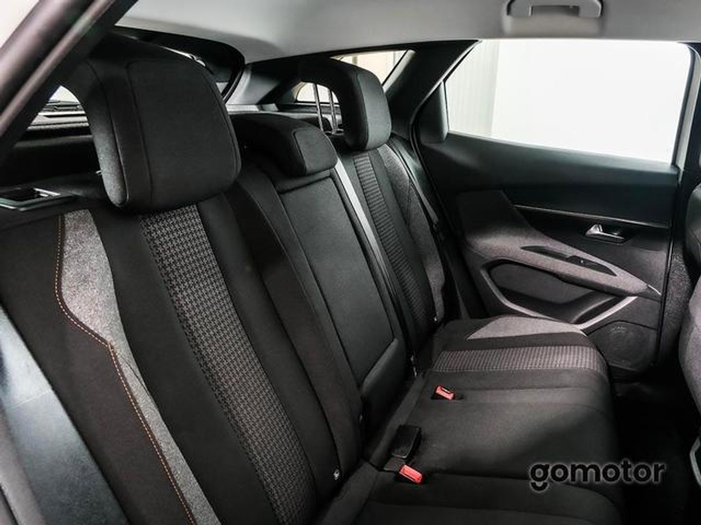 Peugeot 3008 PureTech 130 S&S Active Pack 96 kW (130 CV)