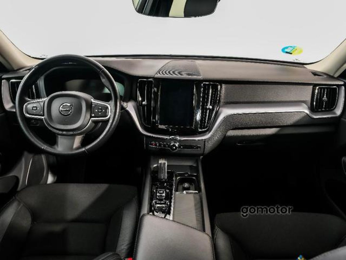 Volvo XC60 B4 D Business Plus AWD Auto 145 kW (197 CV)