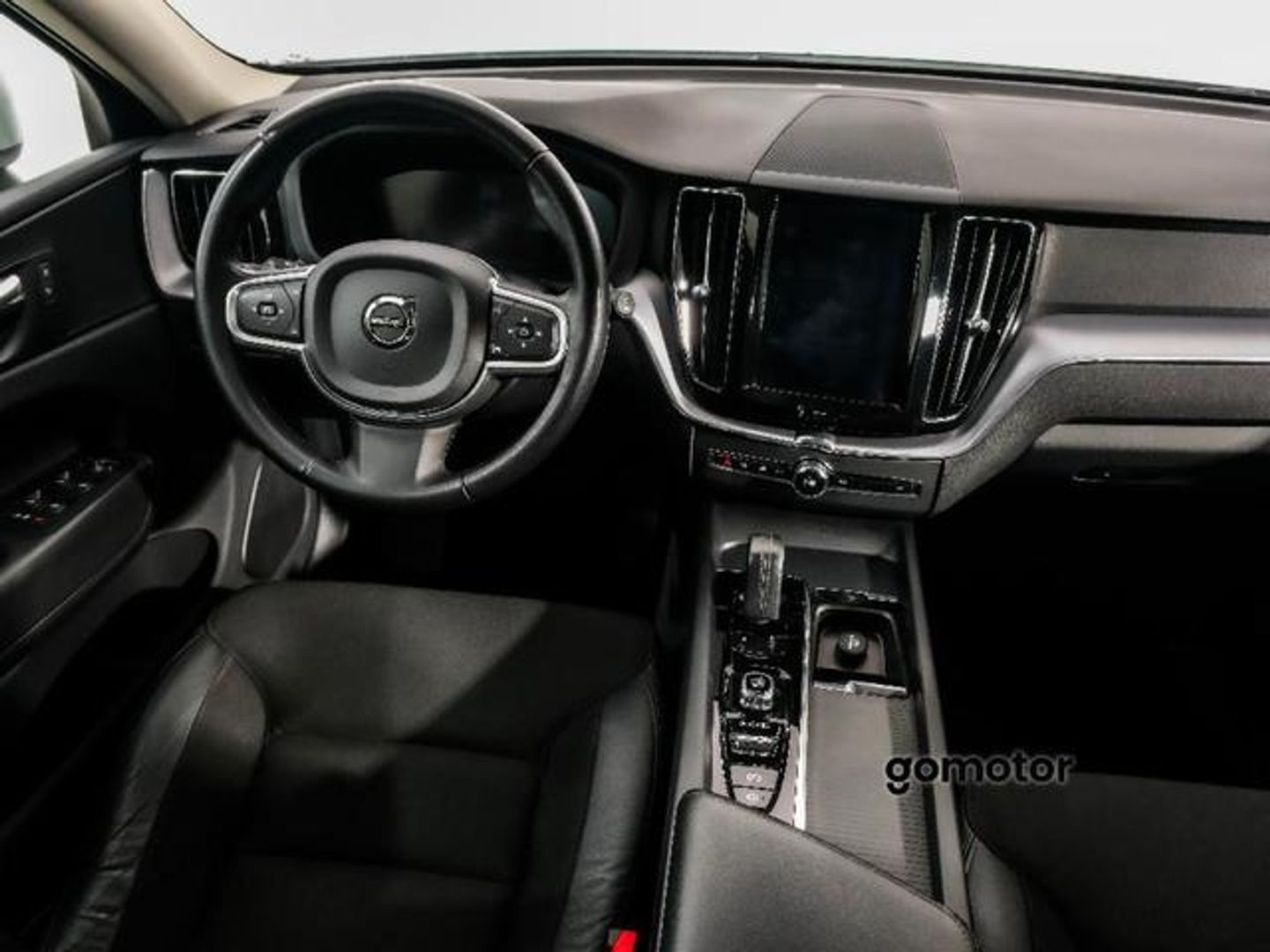 Volvo XC60 B4 D Business Plus AWD Auto 145 kW (197 CV)