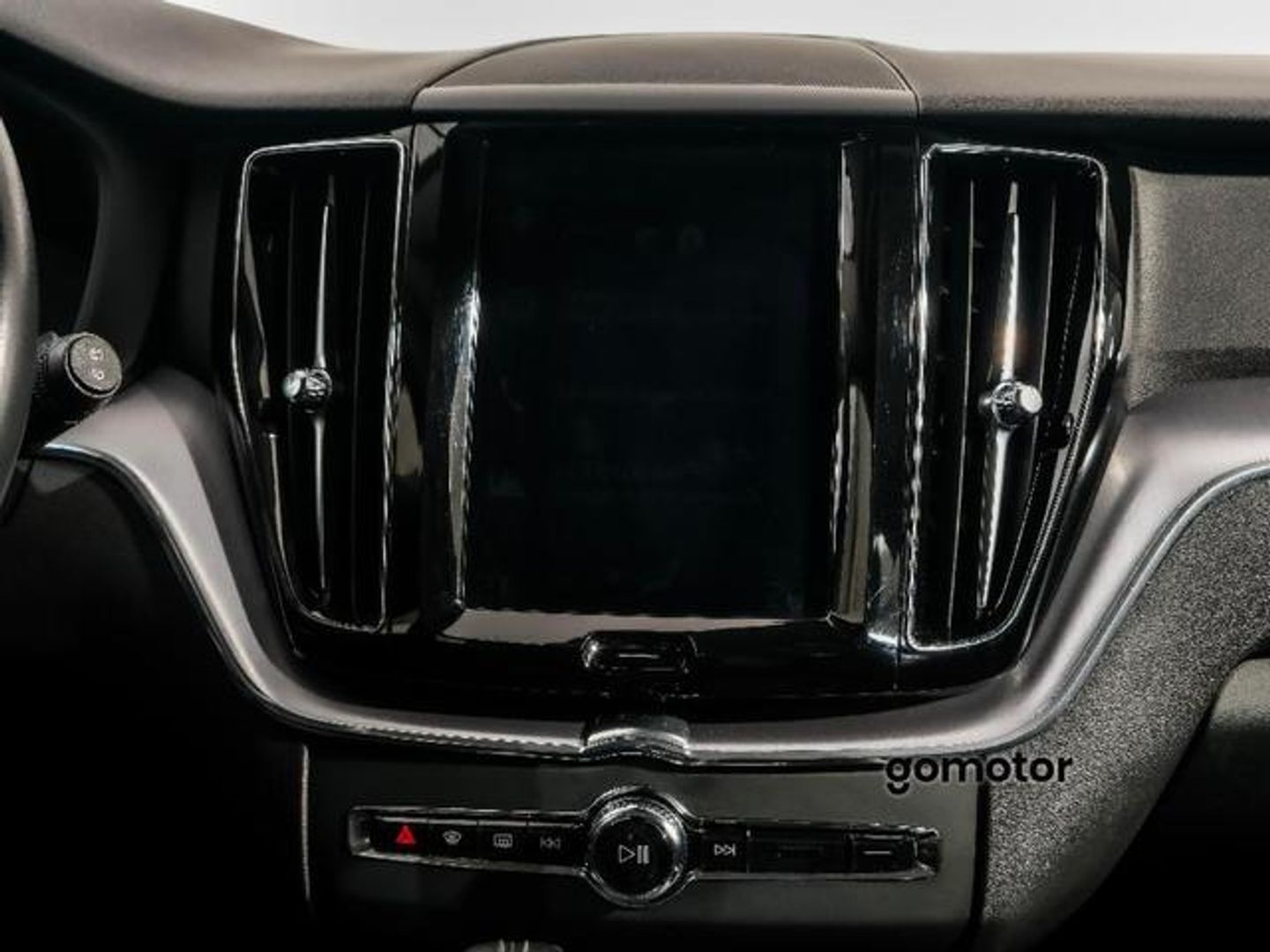 Volvo XC60 B4 D Business Plus AWD Auto 145 kW (197 CV)