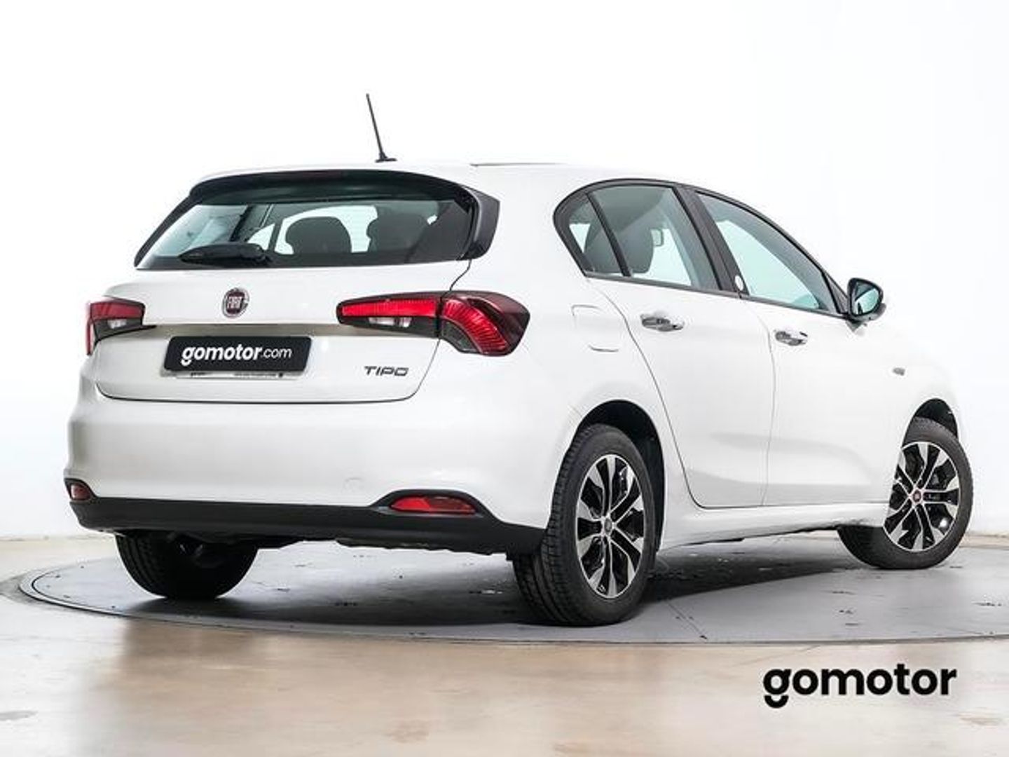 Fiat Tipo 1.3 Multijet Mirror 70 kW (95 CV)