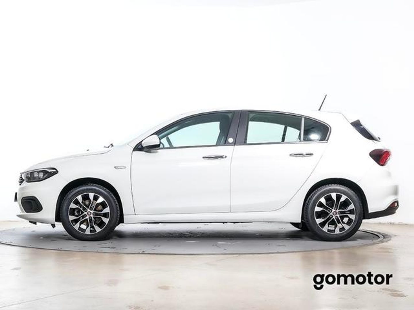 Fiat Tipo 1.3 Multijet Mirror 70 kW (95 CV)