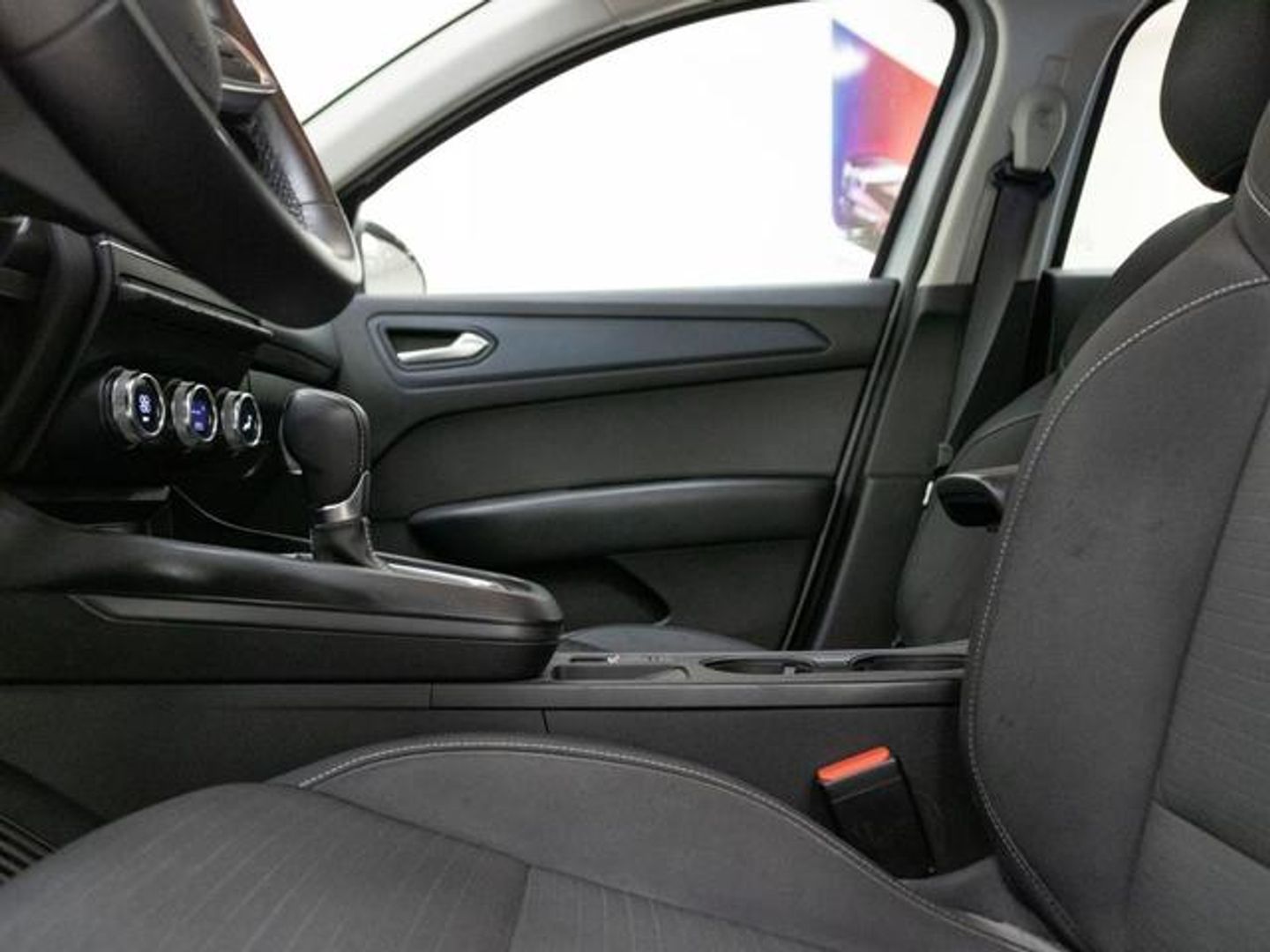 Renault Arkana Equilibre E-TECH full hybrid 107 kW (145 CV)
