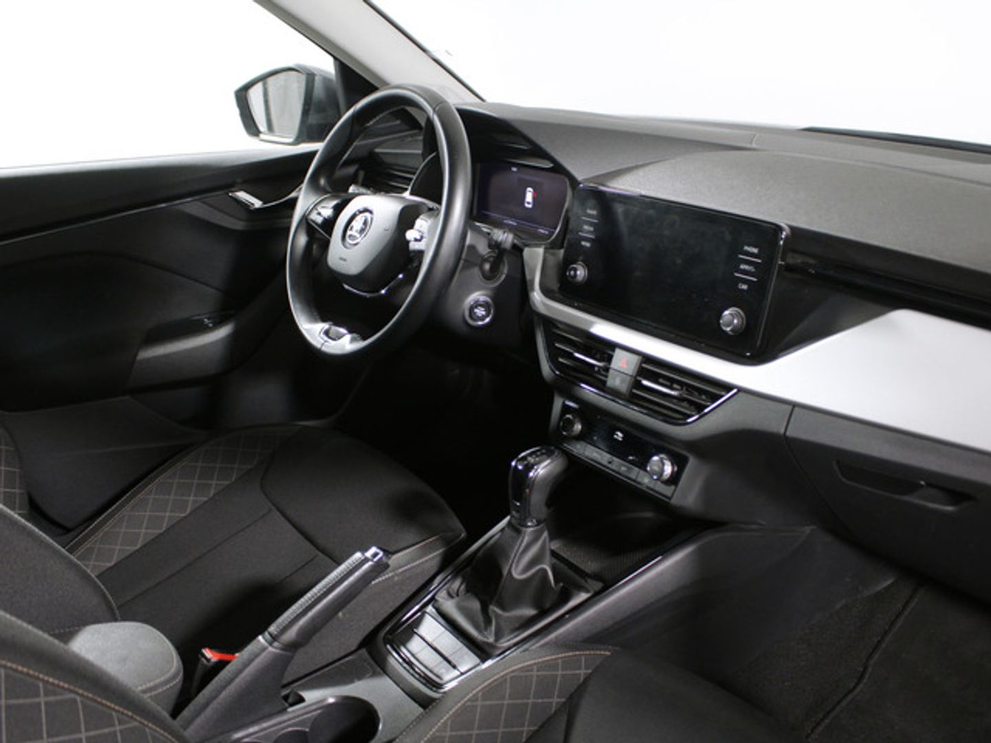 Skoda Kamiq 1.0 TSI Emotion DSG 81 kW (110 CV)