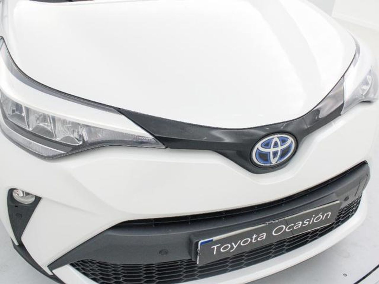 Toyota C-HR 1.8 125H Advance 90 kW (122 CV)