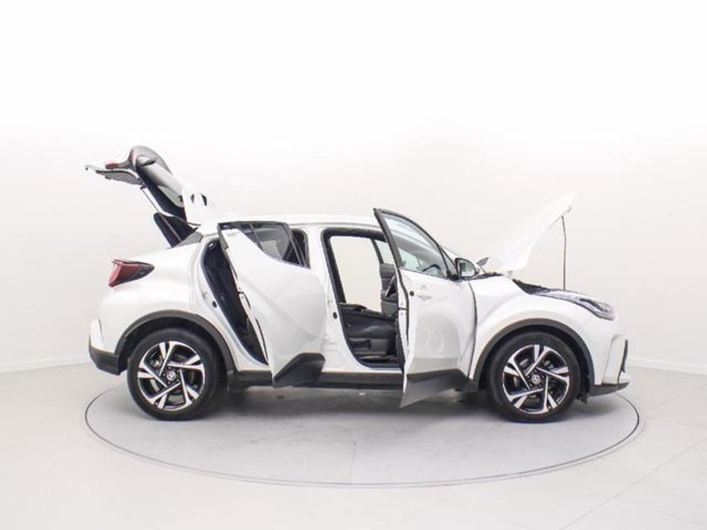 Toyota C-HR 1.8 125H Advance 90 kW (122 CV)