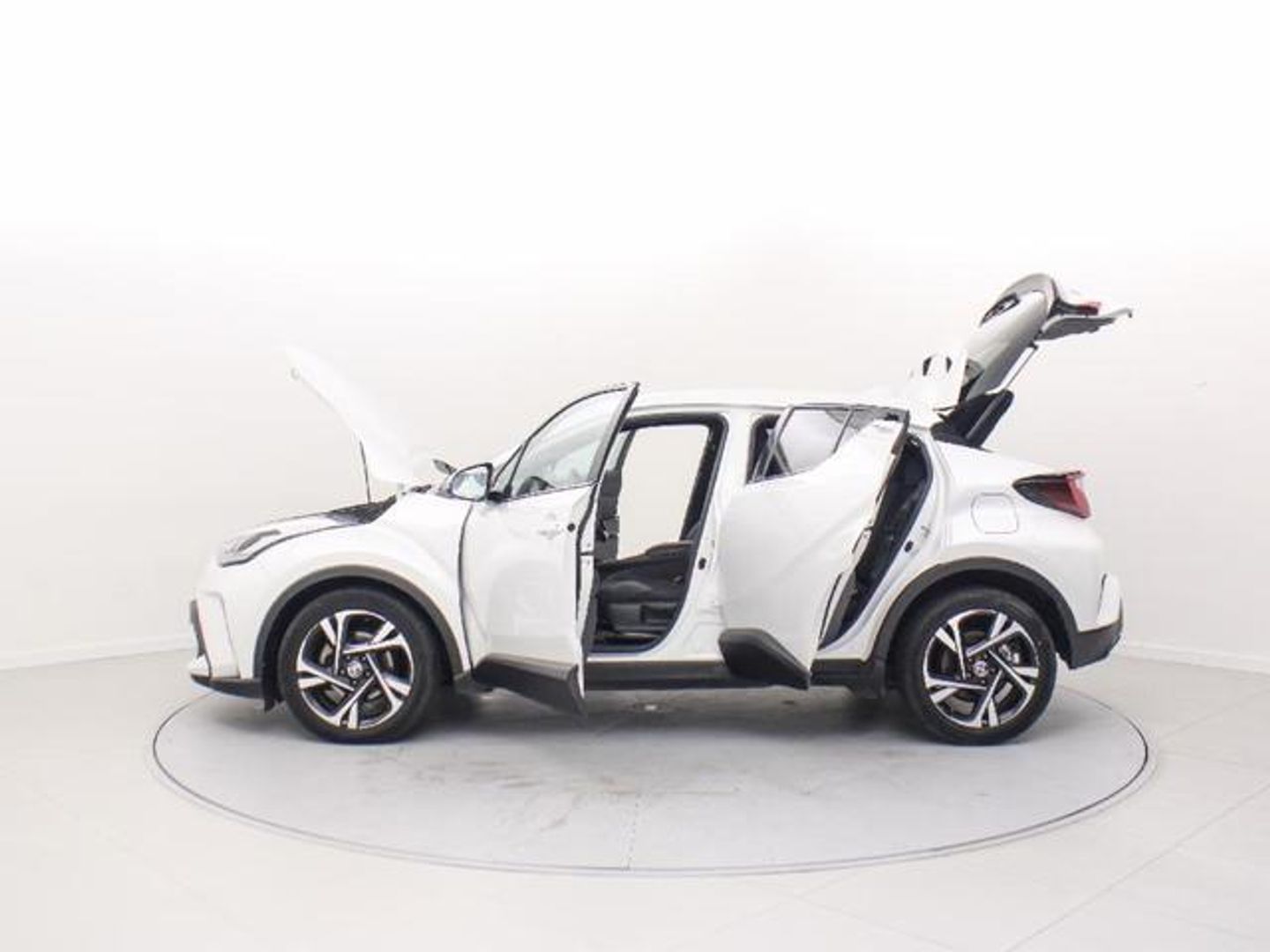 Toyota C-HR 1.8 125H Advance 90 kW (122 CV)
