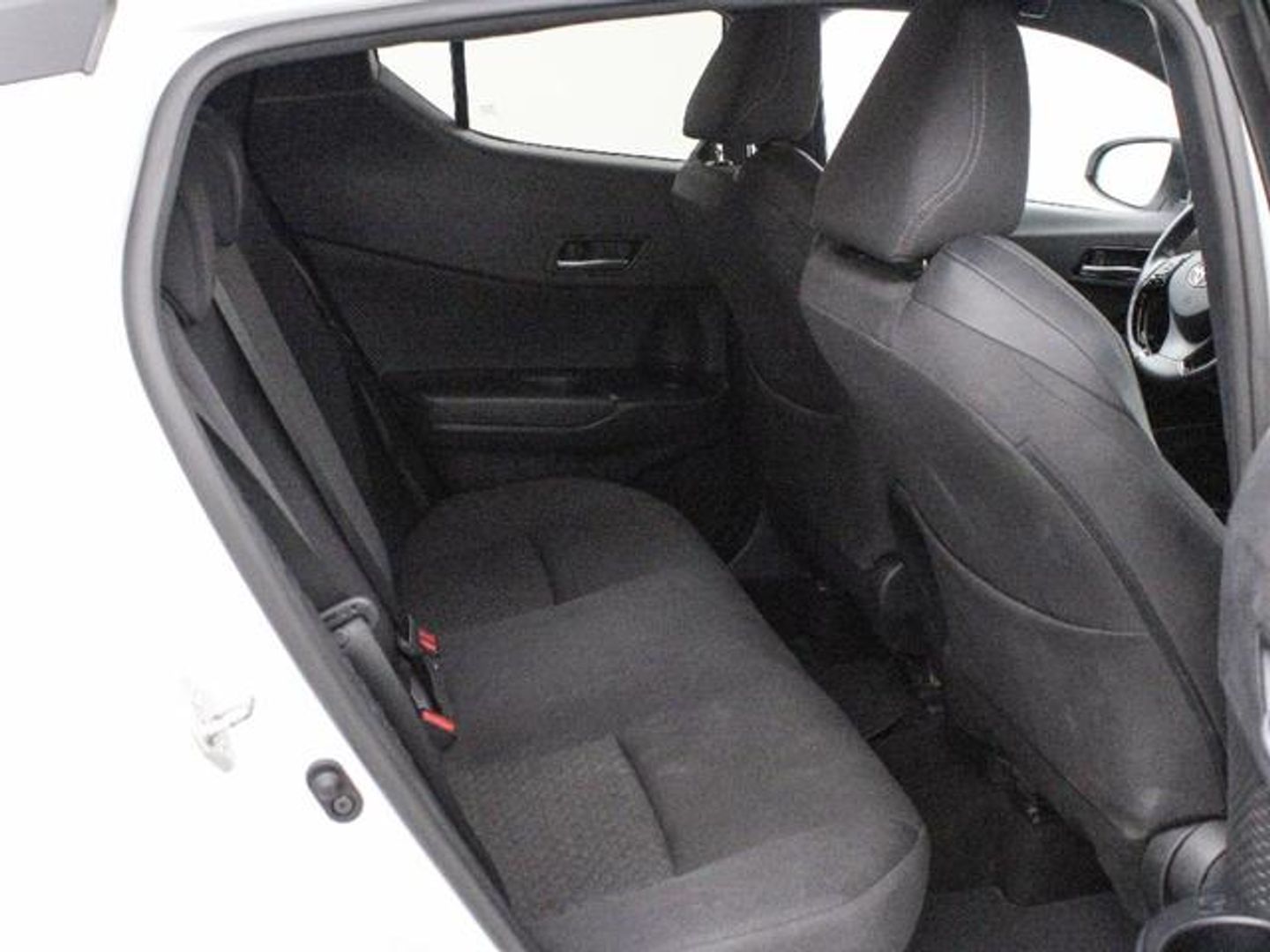 Toyota C-HR 1.8 125H Advance 90 kW (122 CV)