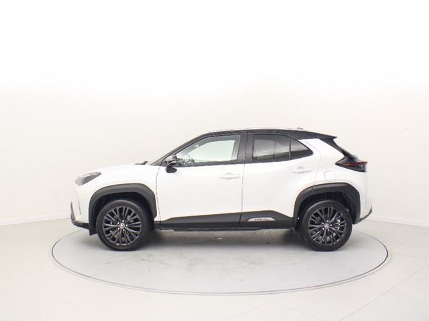 Toyota Yaris Cross 120H Adventure 85 kW (116 CV)
