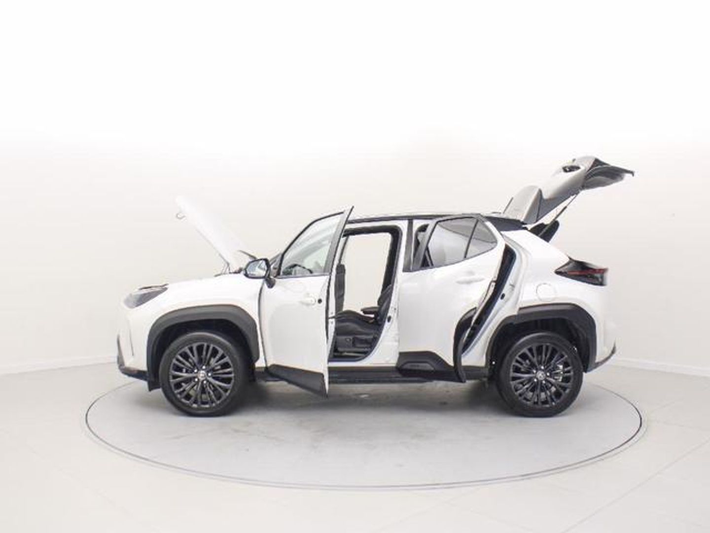 Toyota Yaris Cross 120H Adventure 85 kW (116 CV)