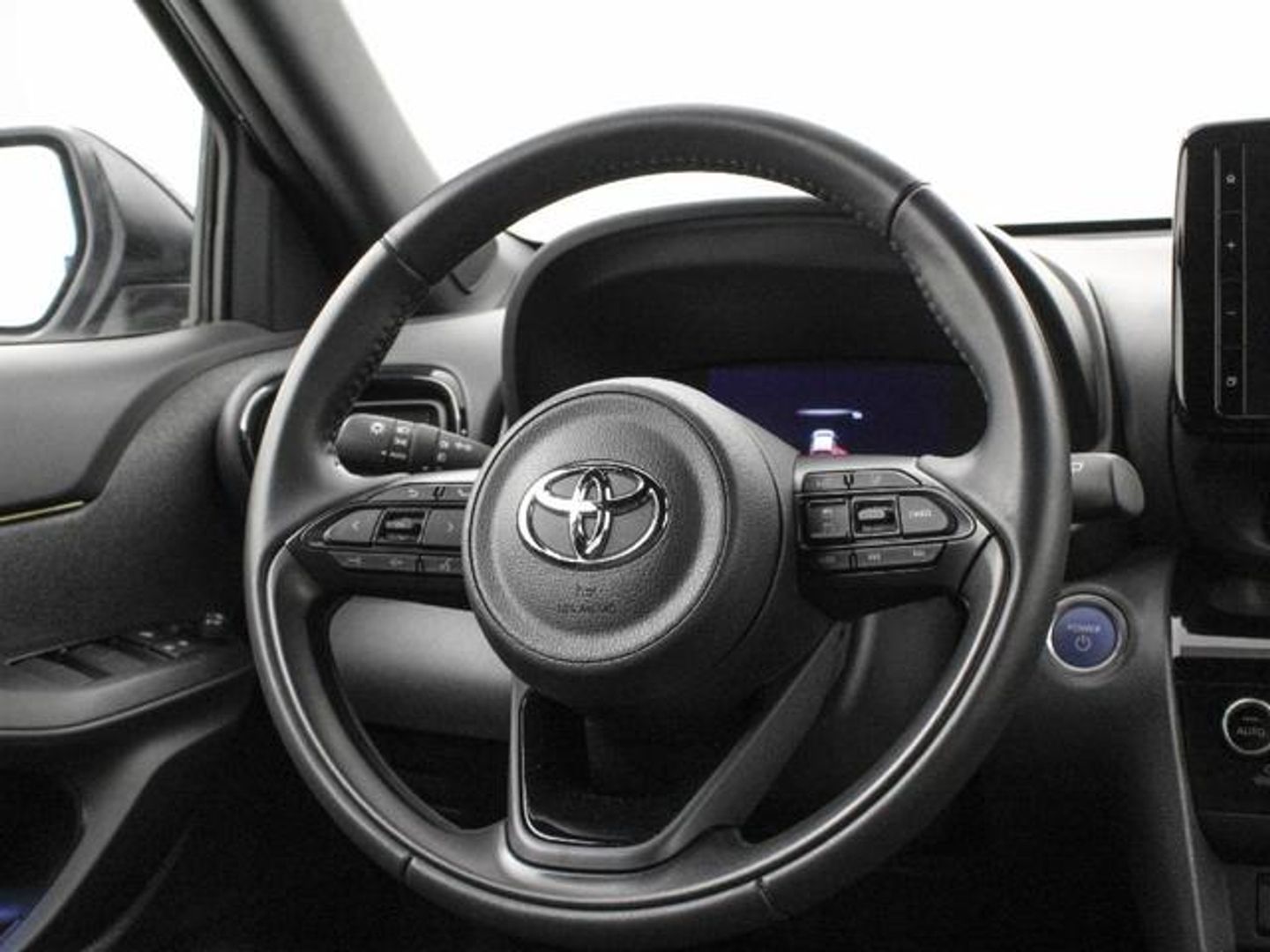 Toyota Yaris Cross 120H Adventure 85 kW (116 CV)