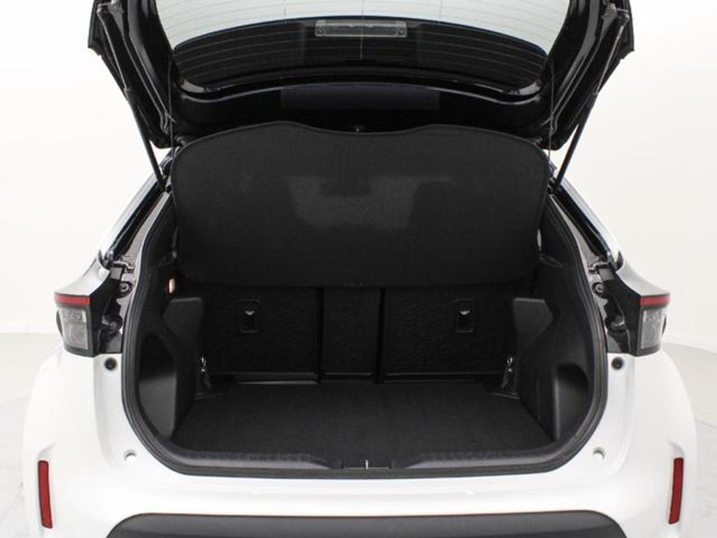 Toyota Yaris Cross 120H Adventure 85 kW (116 CV)