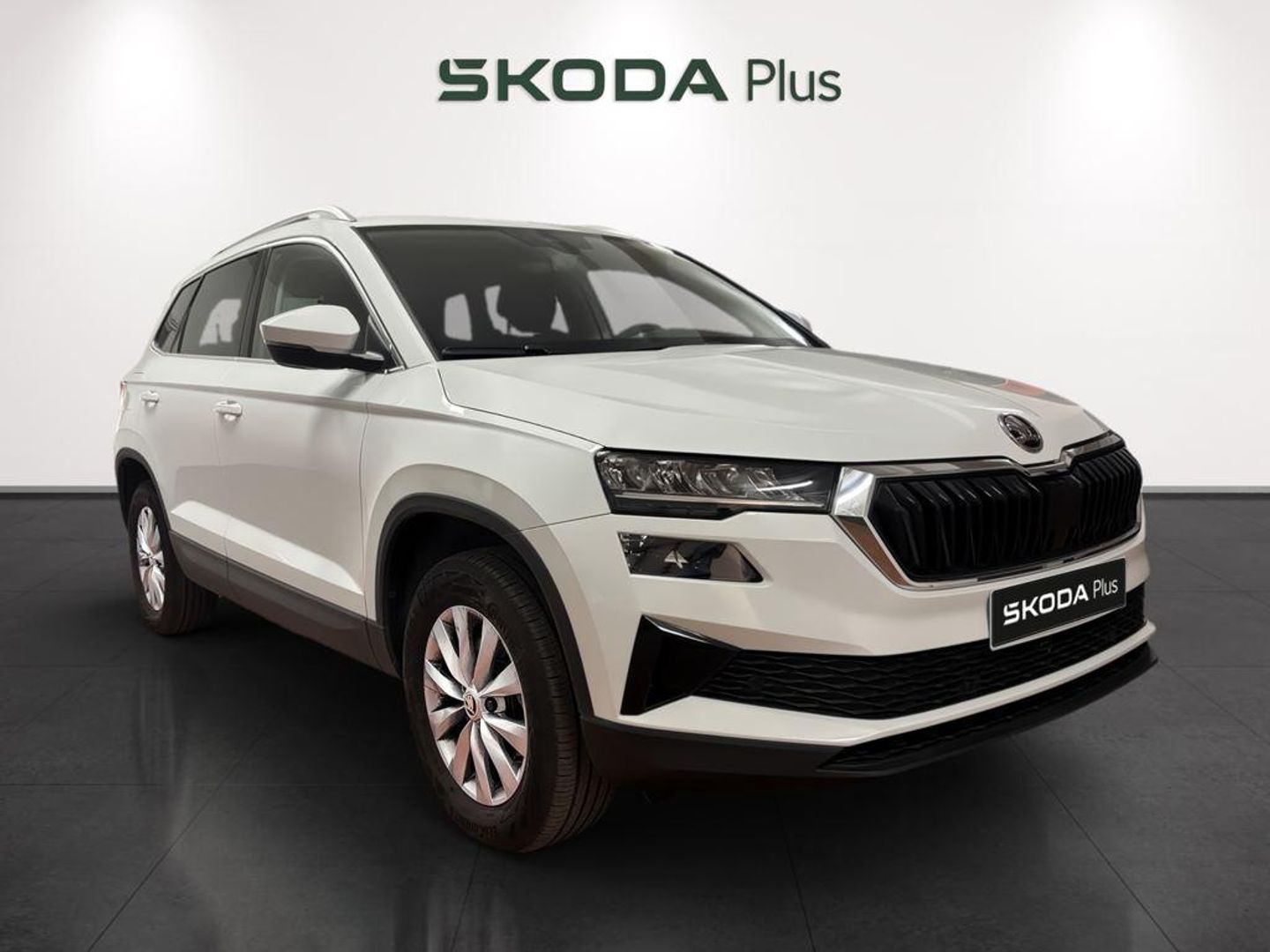 Skoda Karoq 1.5 TSI ACT Selection DSG 110 kW (150 CV) Blanco All Terrain / Pick-up
