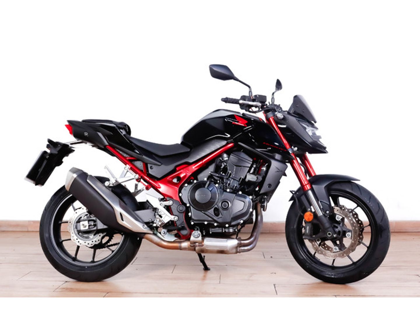 Honda CB750 Hornet Negro Motorcycle