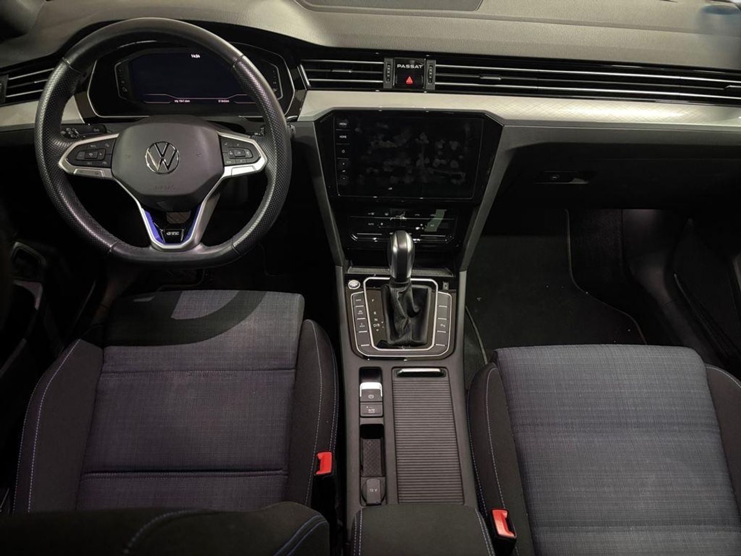 Volkswagen Passat GTE 1.4 TSI e-Power 160 kW (218 CV) DSG